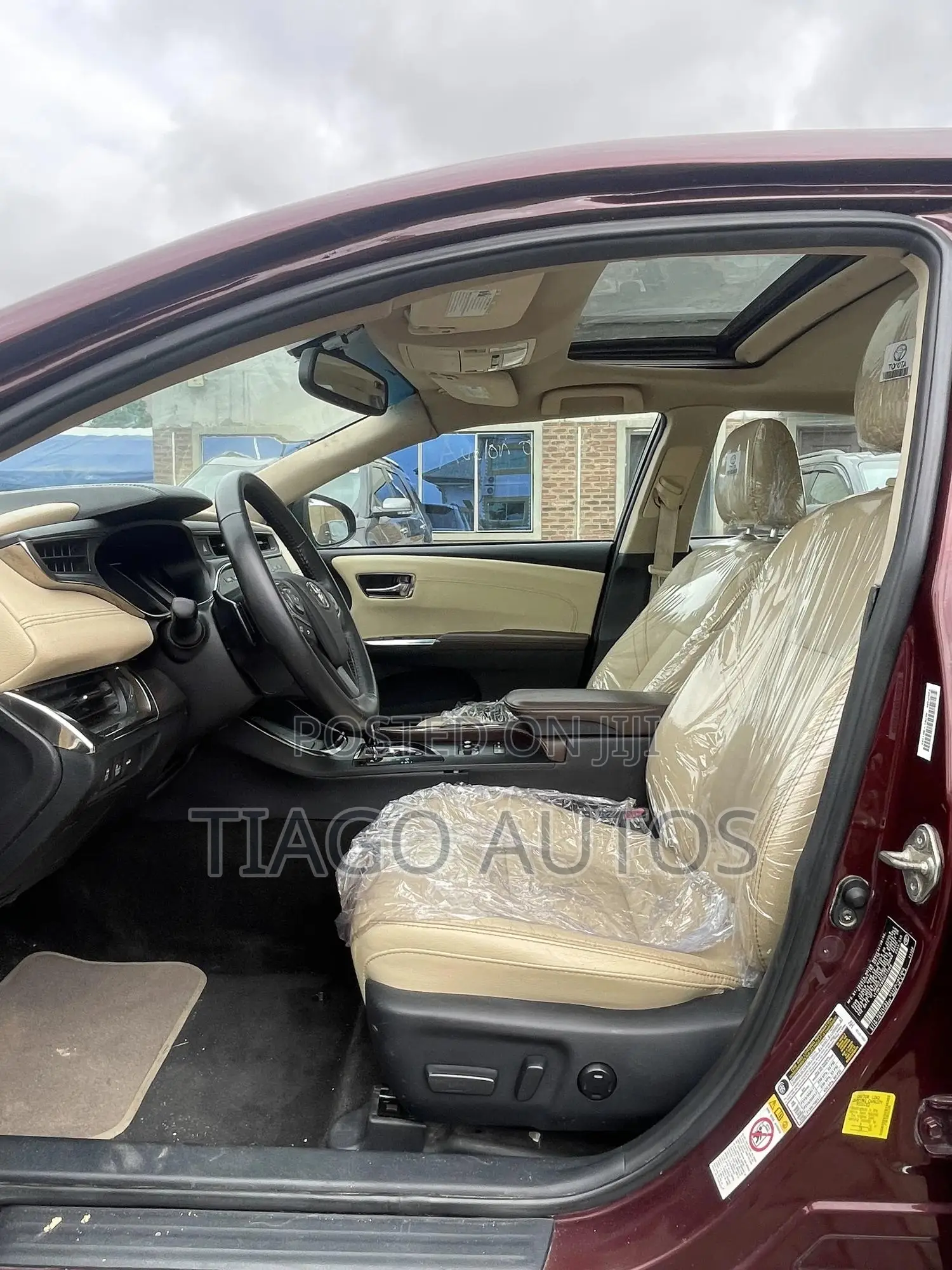 Toyota Avalon XLE Premium FWD Sedan (3.6L 6cyl 6A) 2016 Burgundy