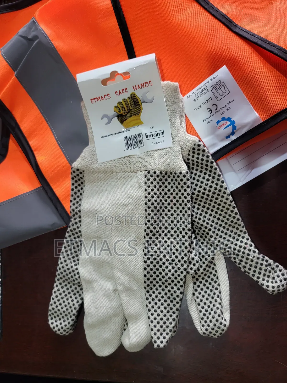 Dotted Handglove