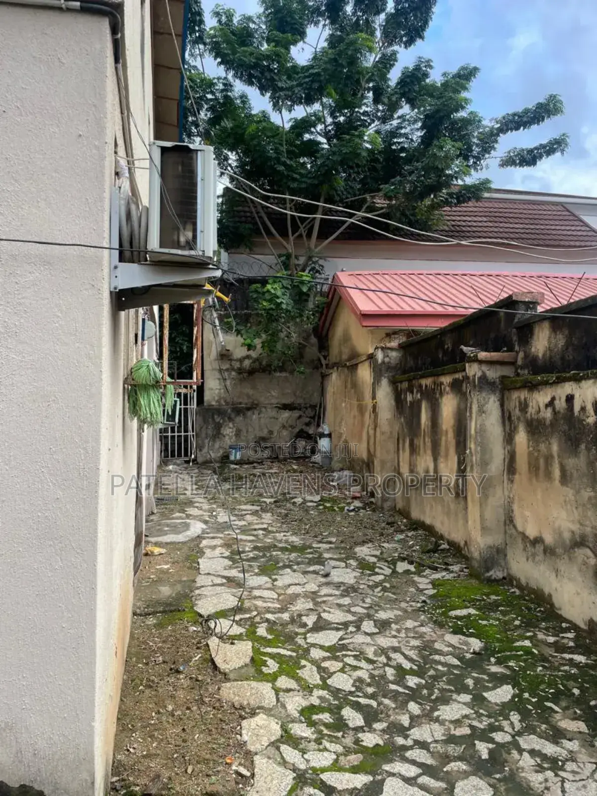 5bdrm Duplex in Zone 2 / Wuse for sale