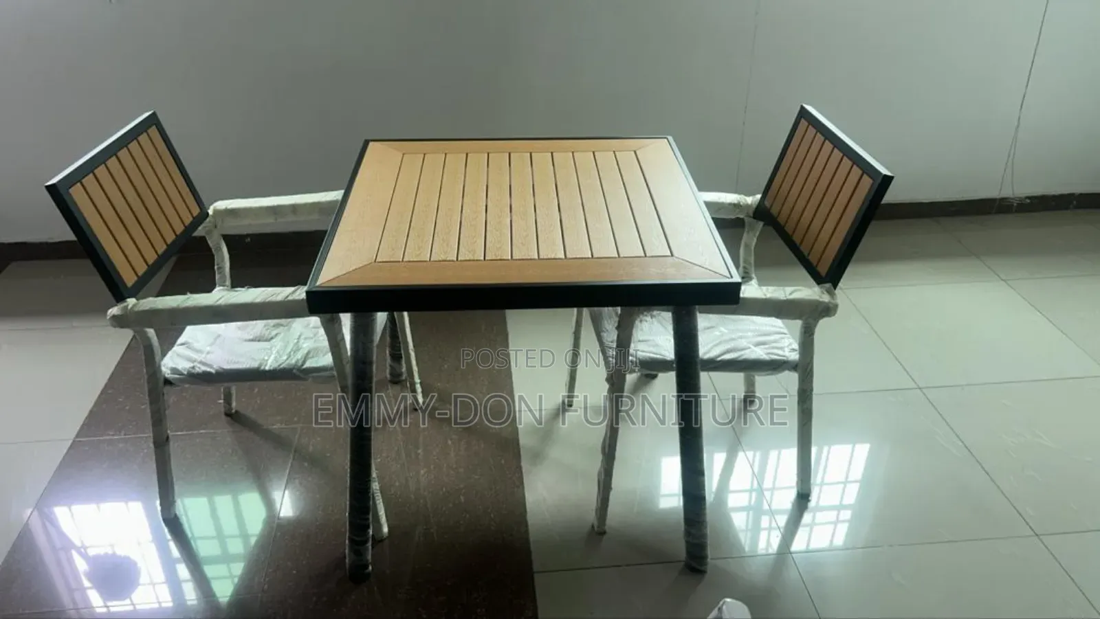 High Quality Outdoor Restaurant Table