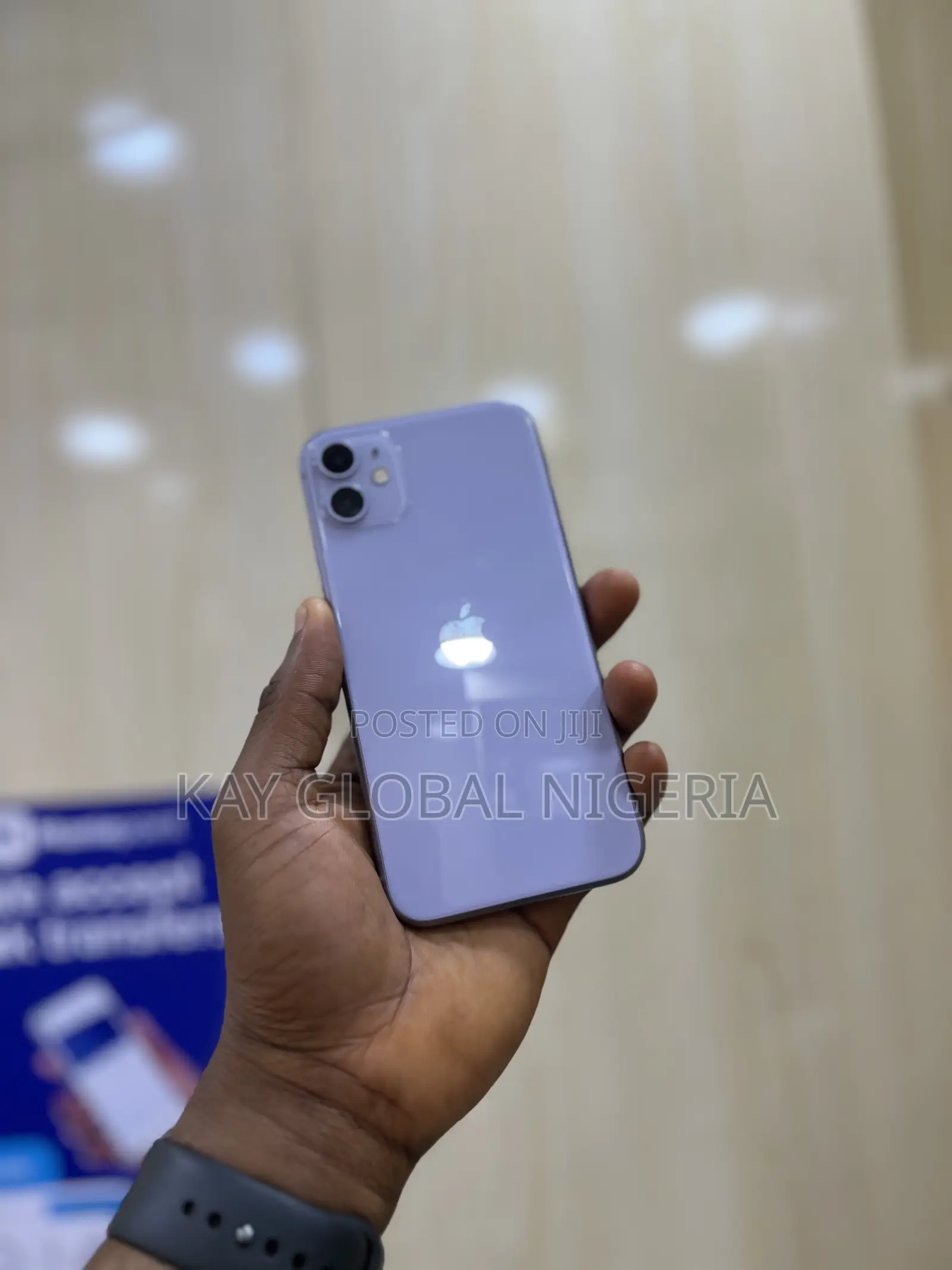Apple iPhone 11 64 GB Purple
