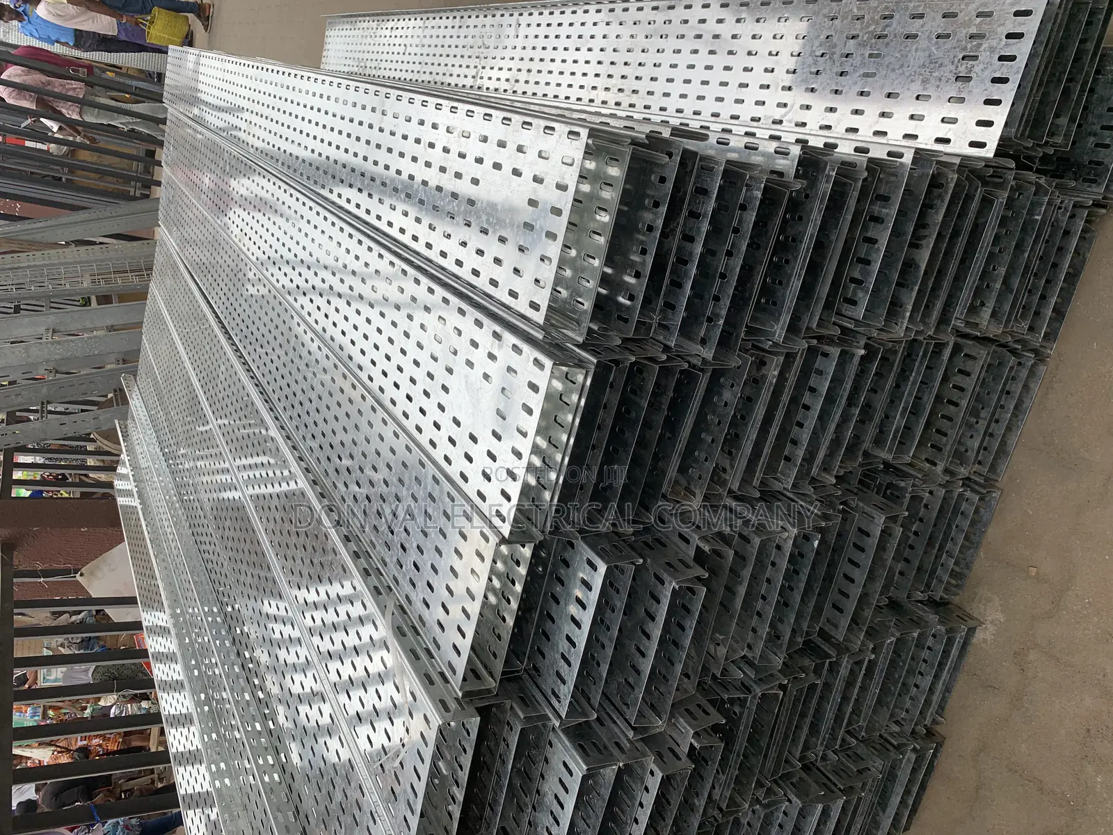 200mmx50mm Cable Trays