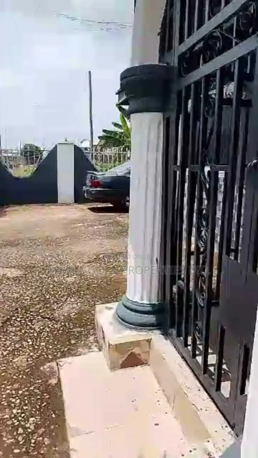 6bdrm Block of Flats in Benin City for sale