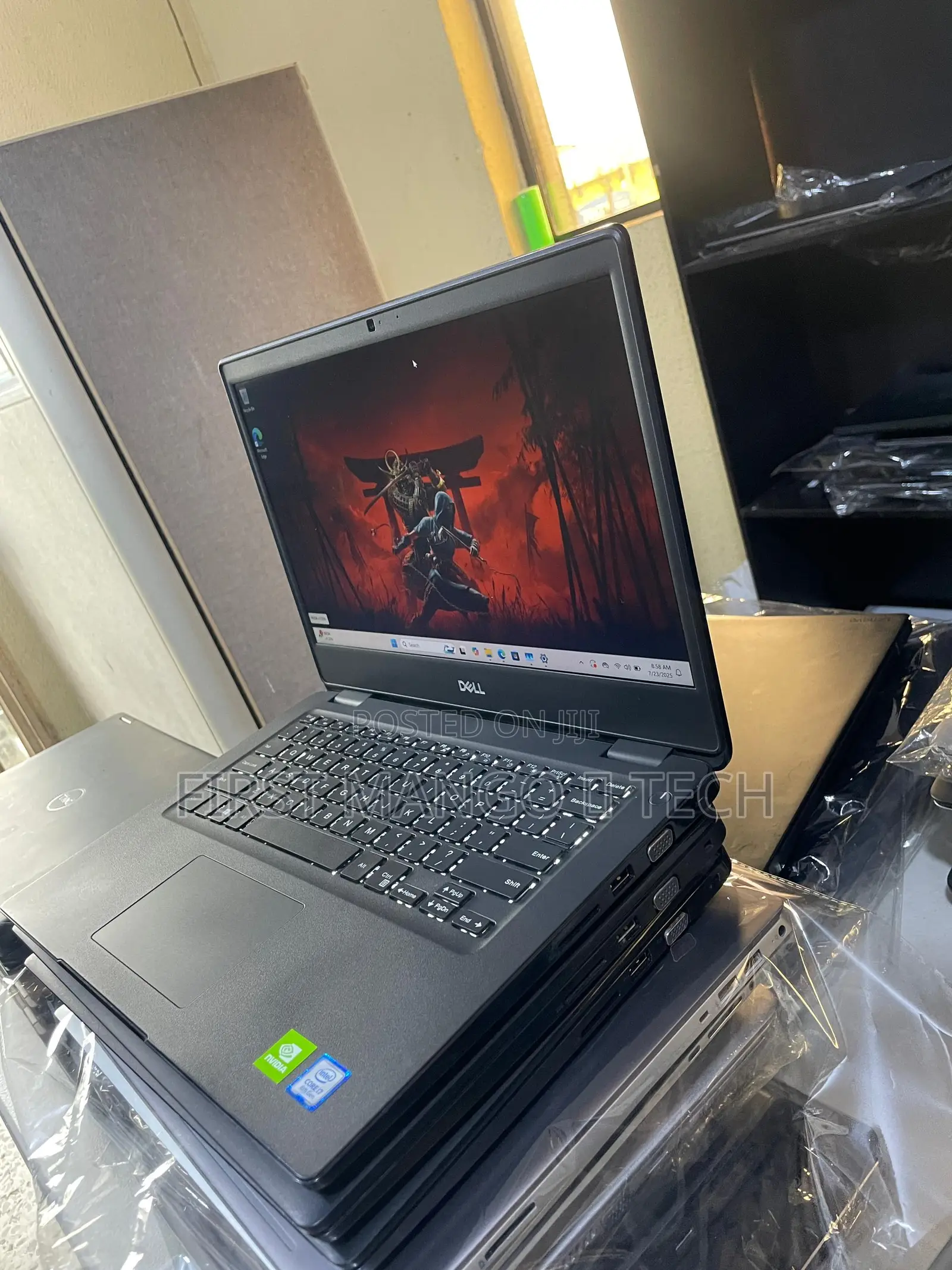 Laptop Dell Latitude 3400 16GB Intel Core i7 SSD 256GB