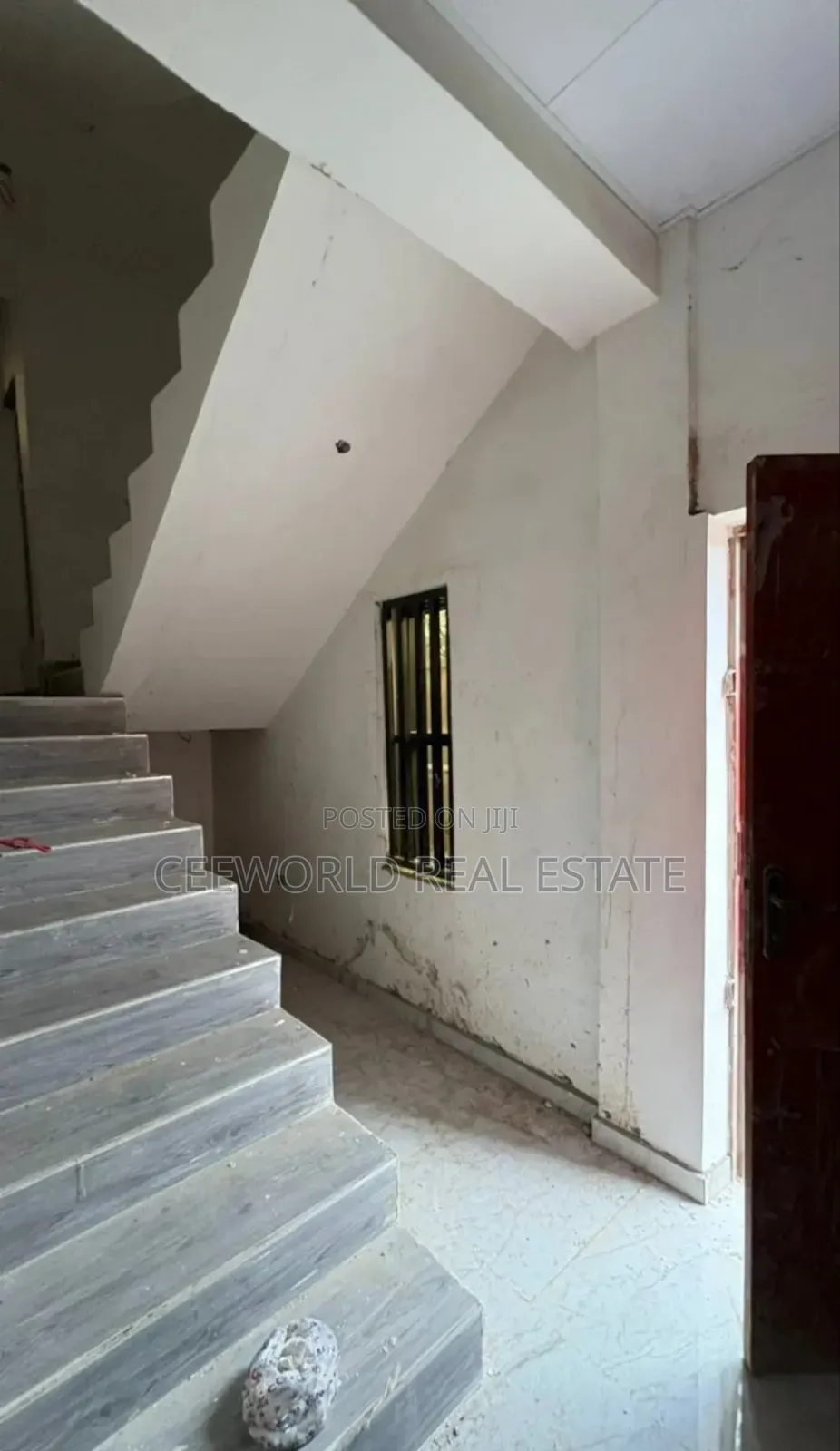 A Whole Ground Floor Available for Lease