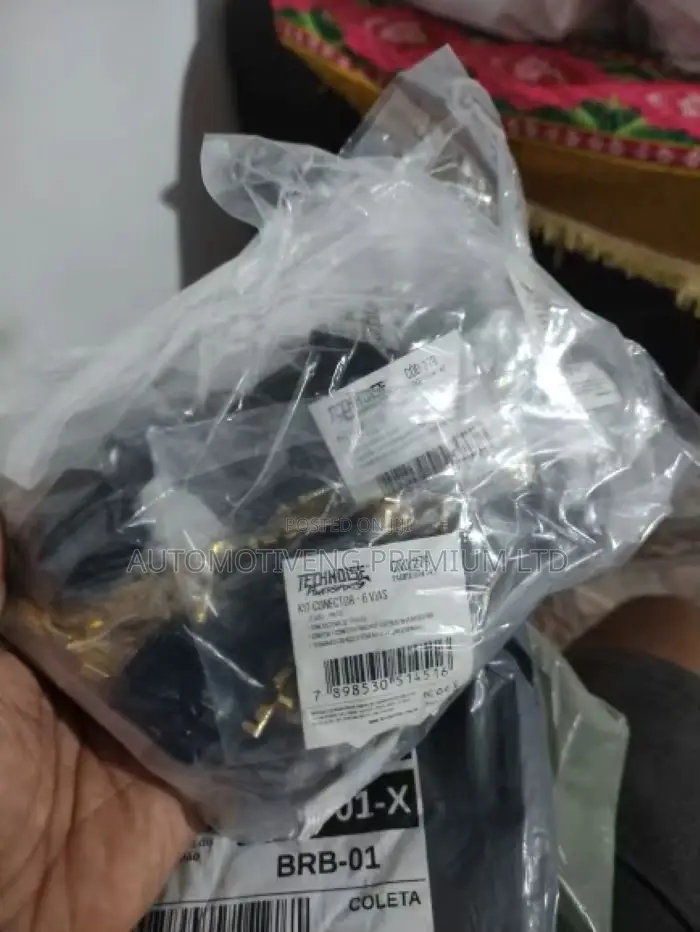 Car GPRS/GPS Tracker and Installation