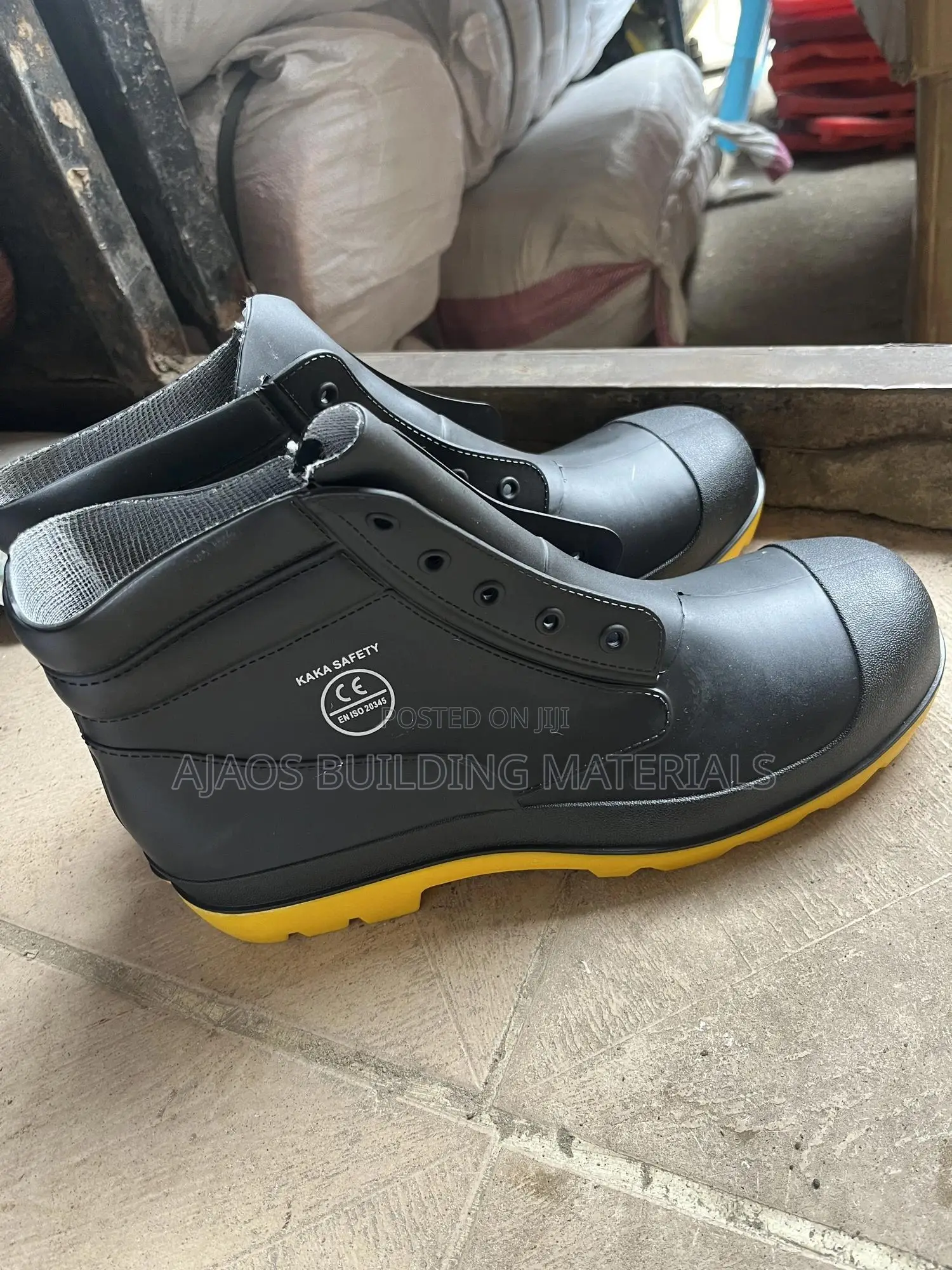 Short Rain Boot