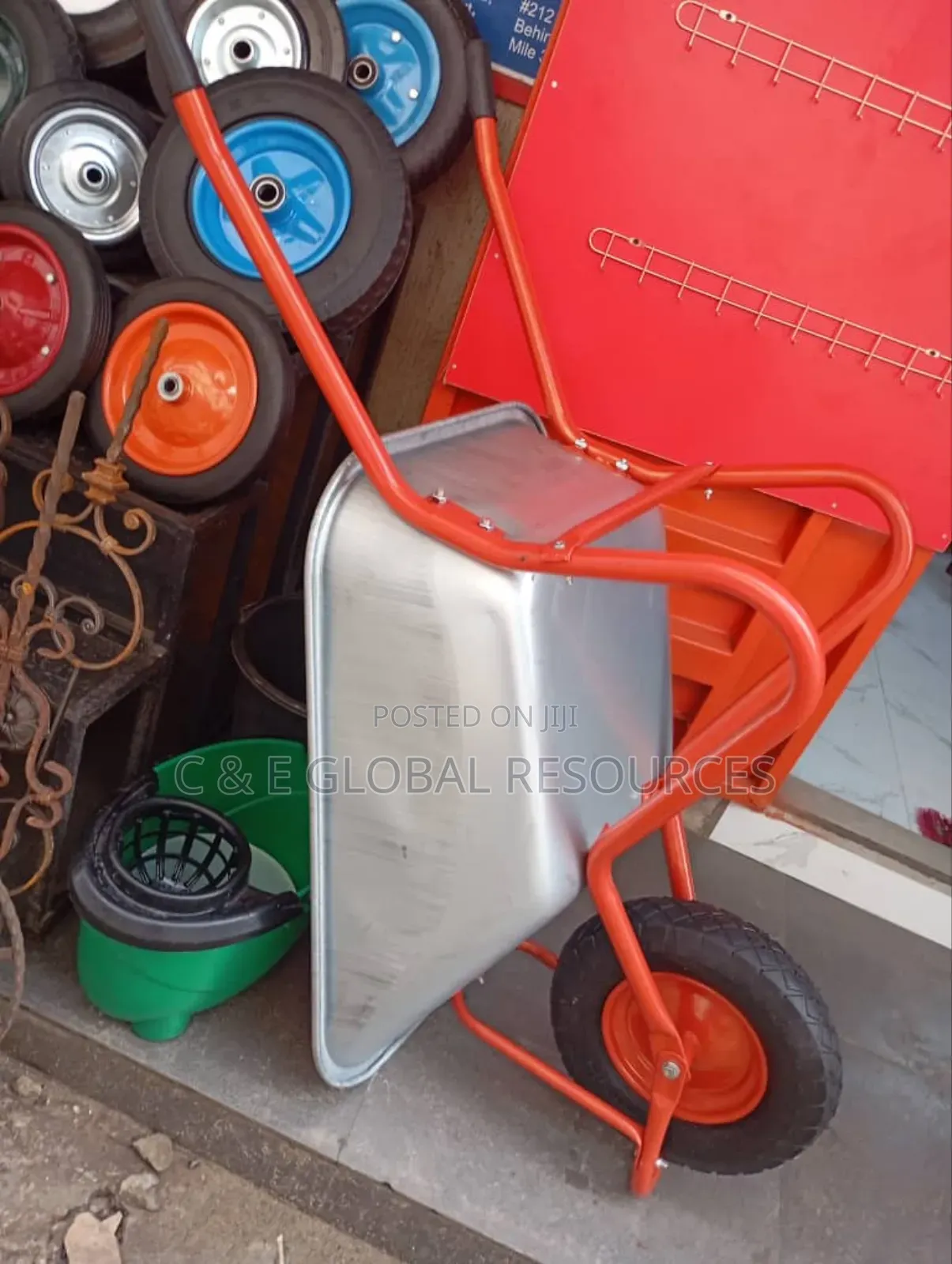Industrial/Heavy Duty Wheelbarrow