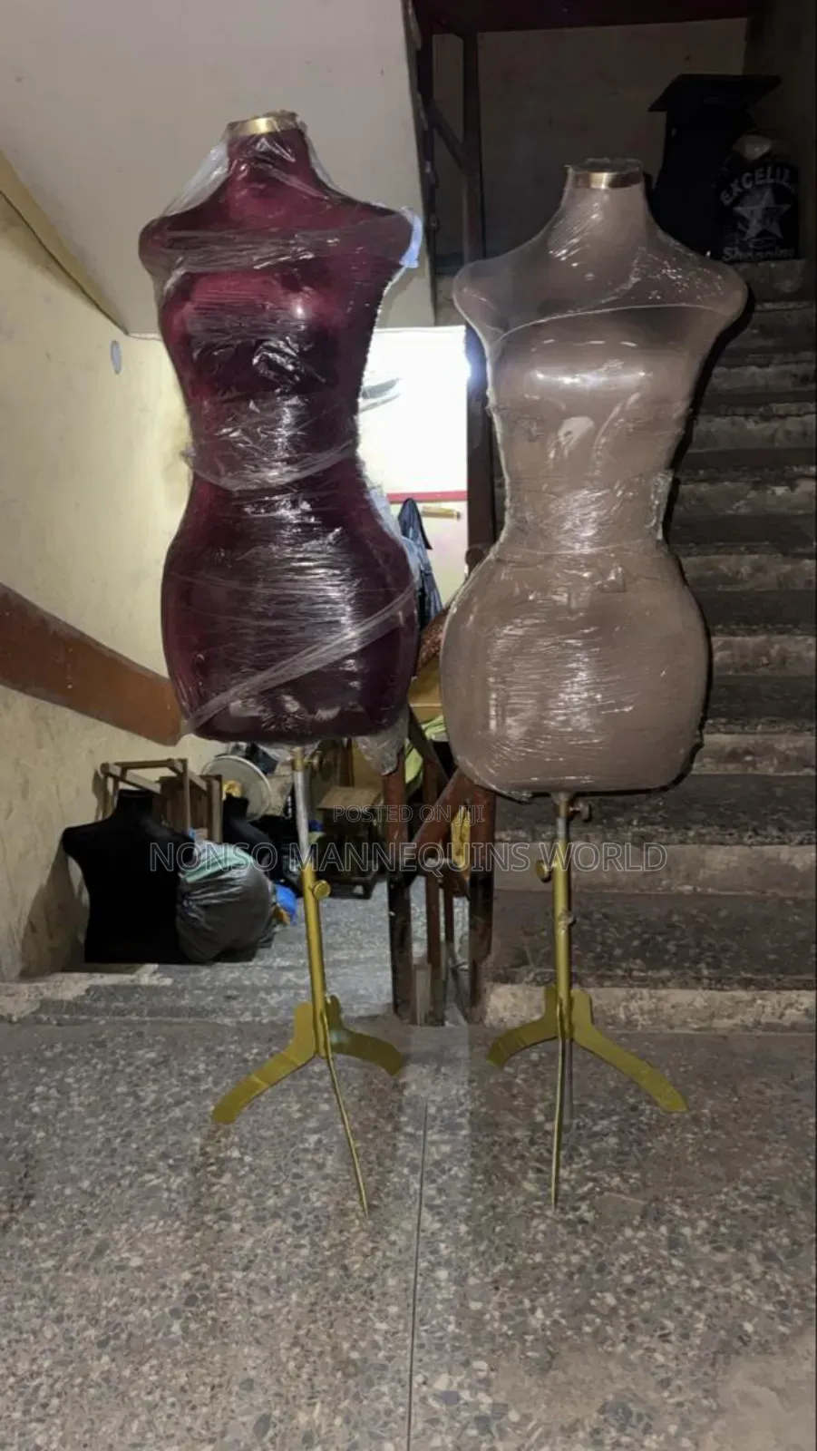 Female Size 12 Bbl With Iron Tripod Stand