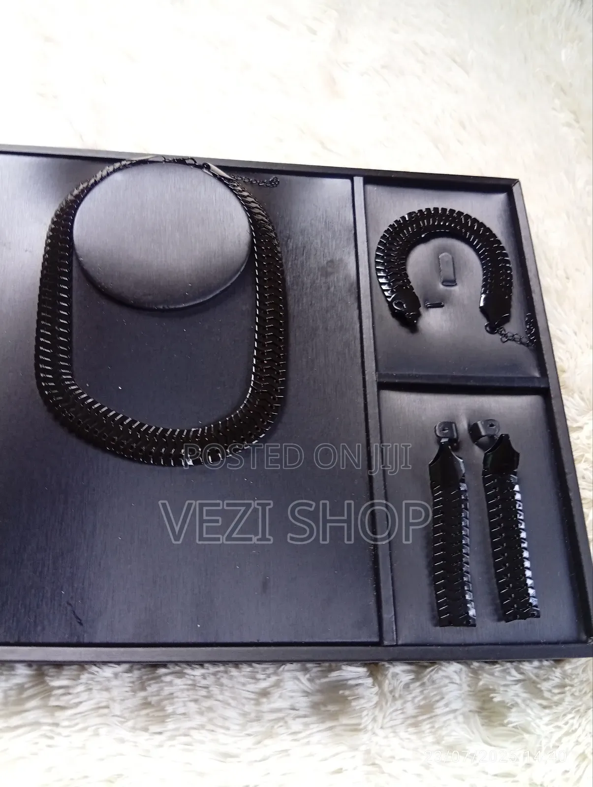 3 Pcs Classic Black Jewelry Set