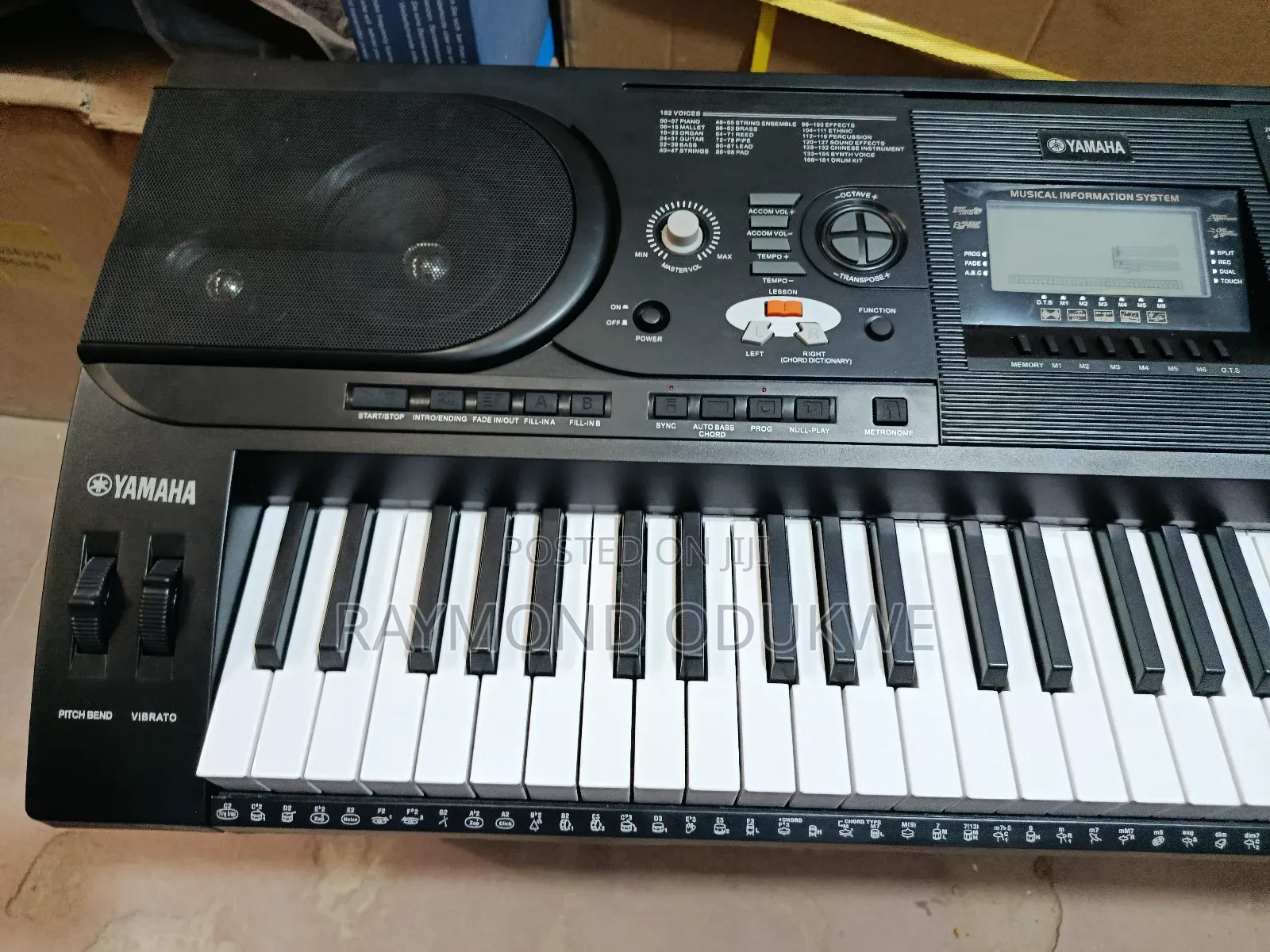 Yamaha PSR-E375 Portable Keyboard Piano