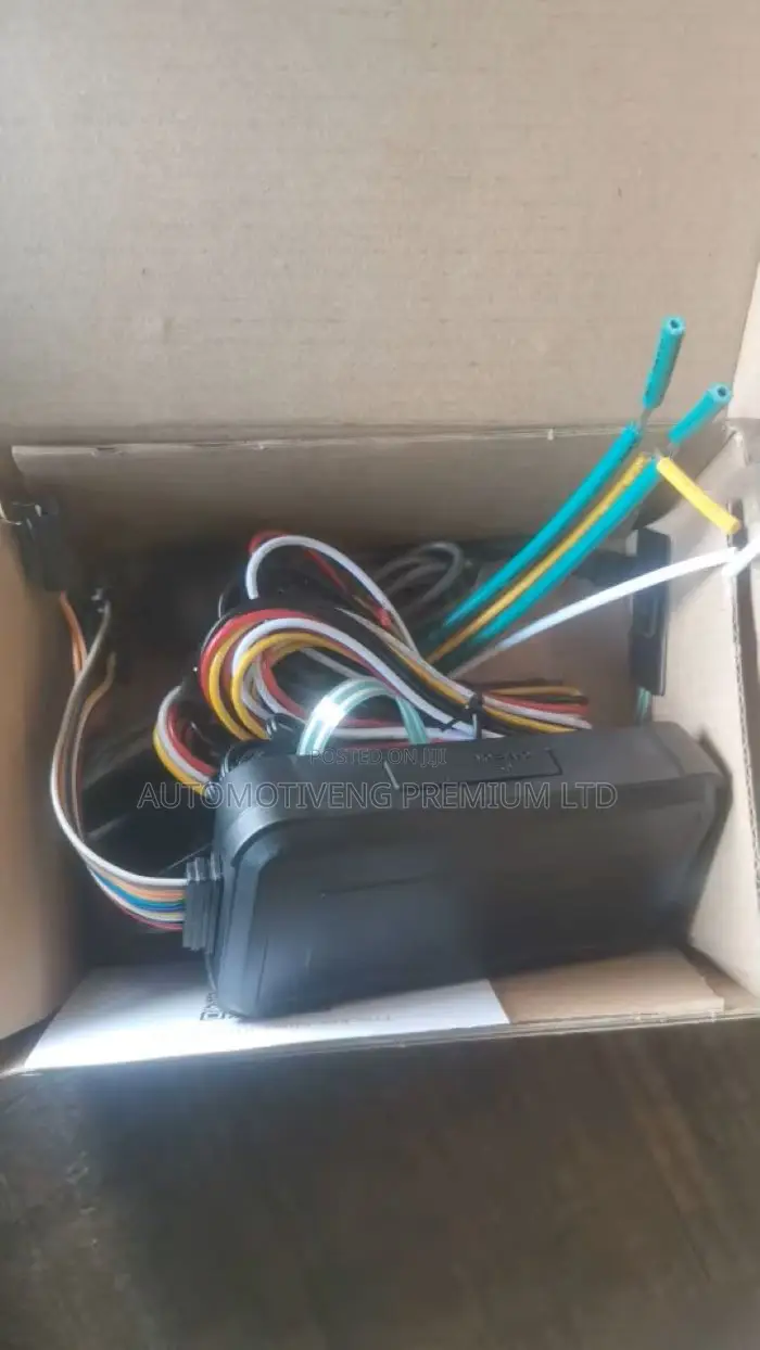 Vehicle Tracking Devices With Mobile App