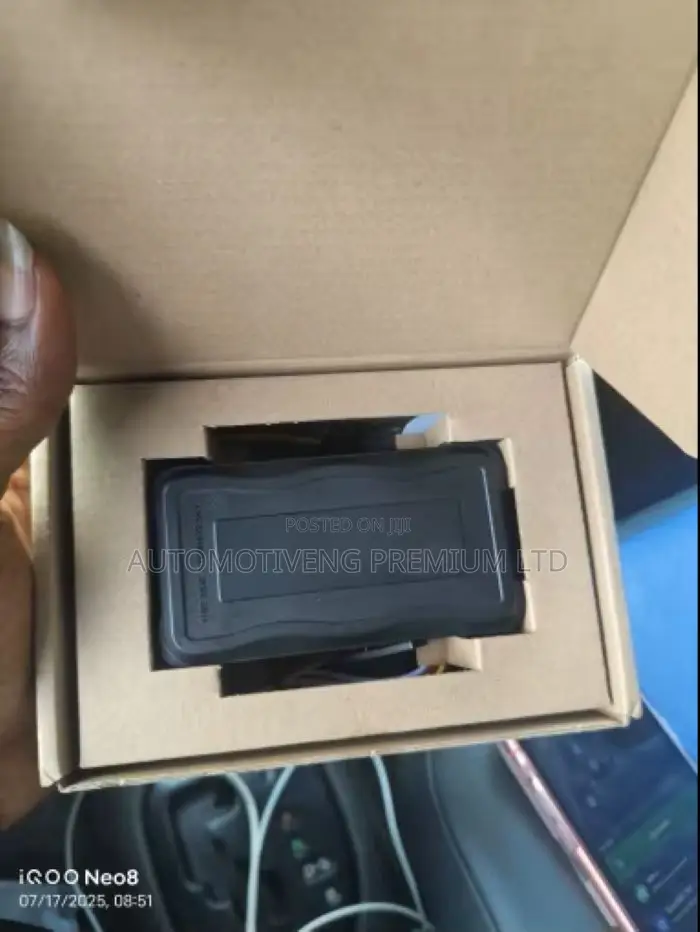 GPS/GPRS/GSM Car Tracker for Vehicles and Installation