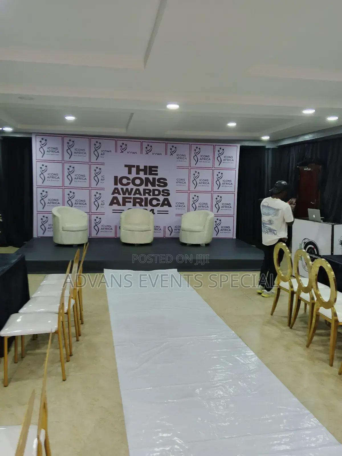 100 Guest Capacity Hall for Wedding and Birthdays