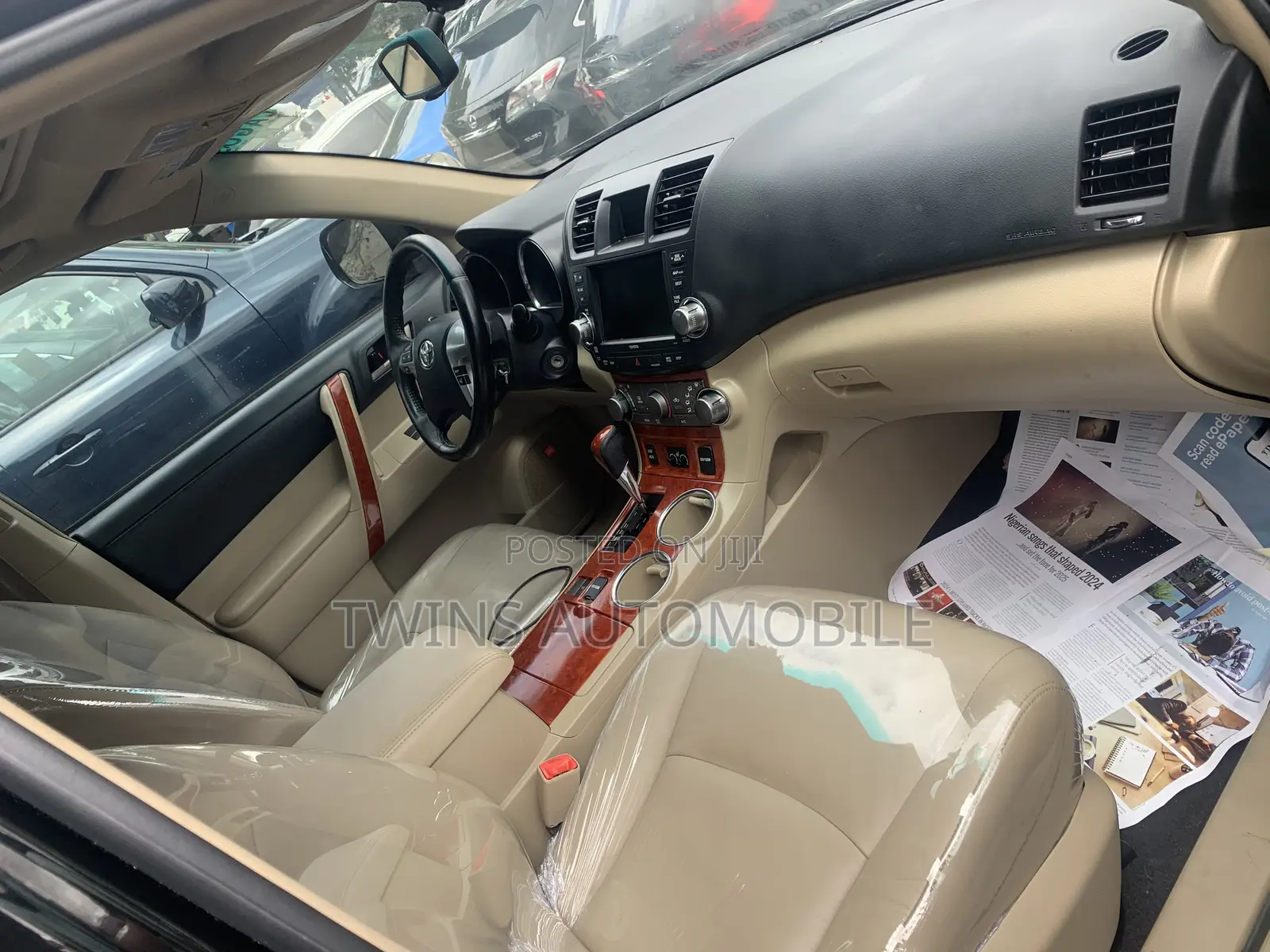 Toyota Highlander Limited 3.5l 4WD 2013 Black