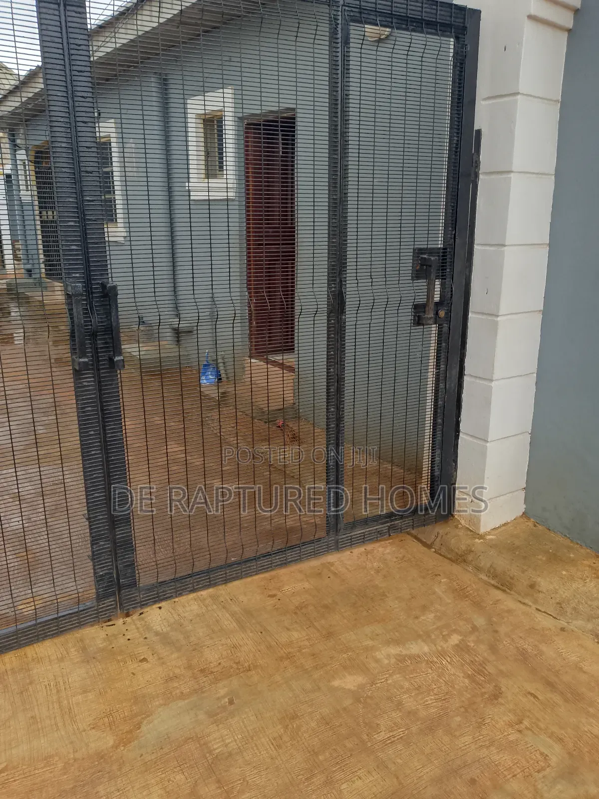 Mini Flat in Abiola Farm Estate for rent