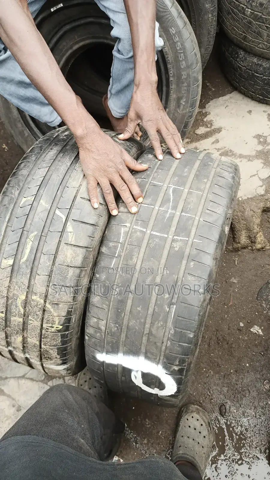 Es330 Car Tire