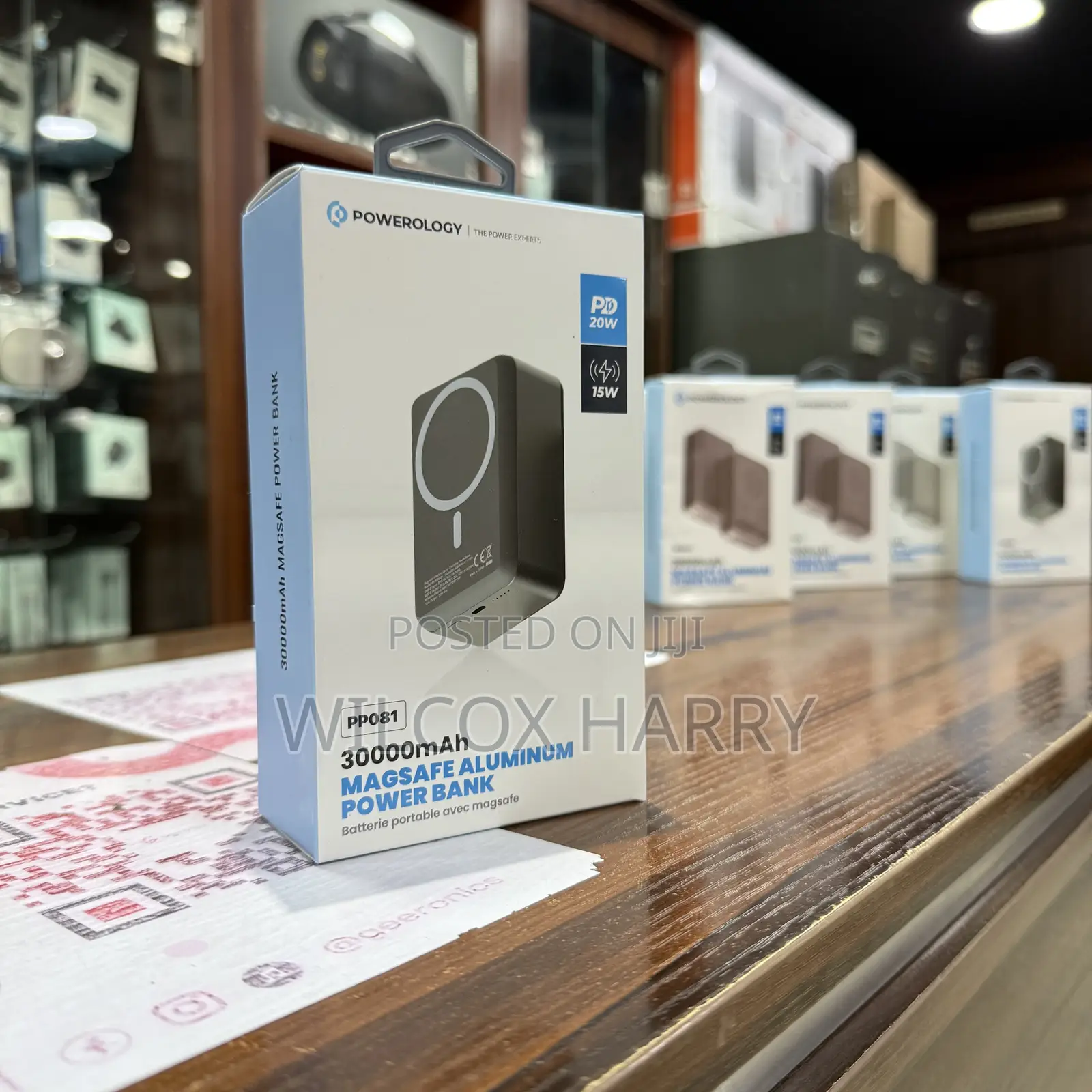 Powerology 30,000mah Magsafe Wireless Power Bank
