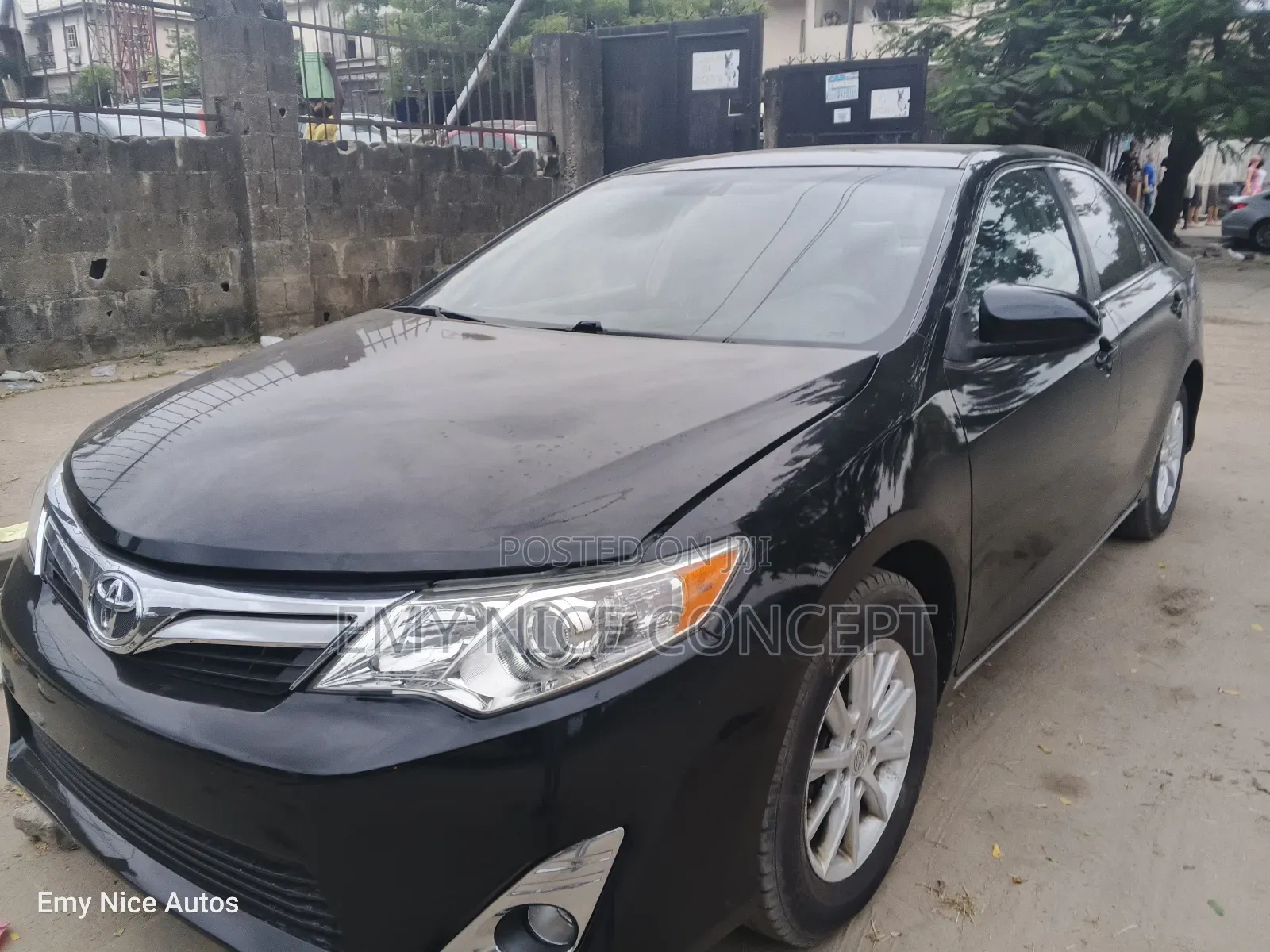 Toyota Camry LE 4dr Sedan (2.5L 4cyl 6A) 2012 Black