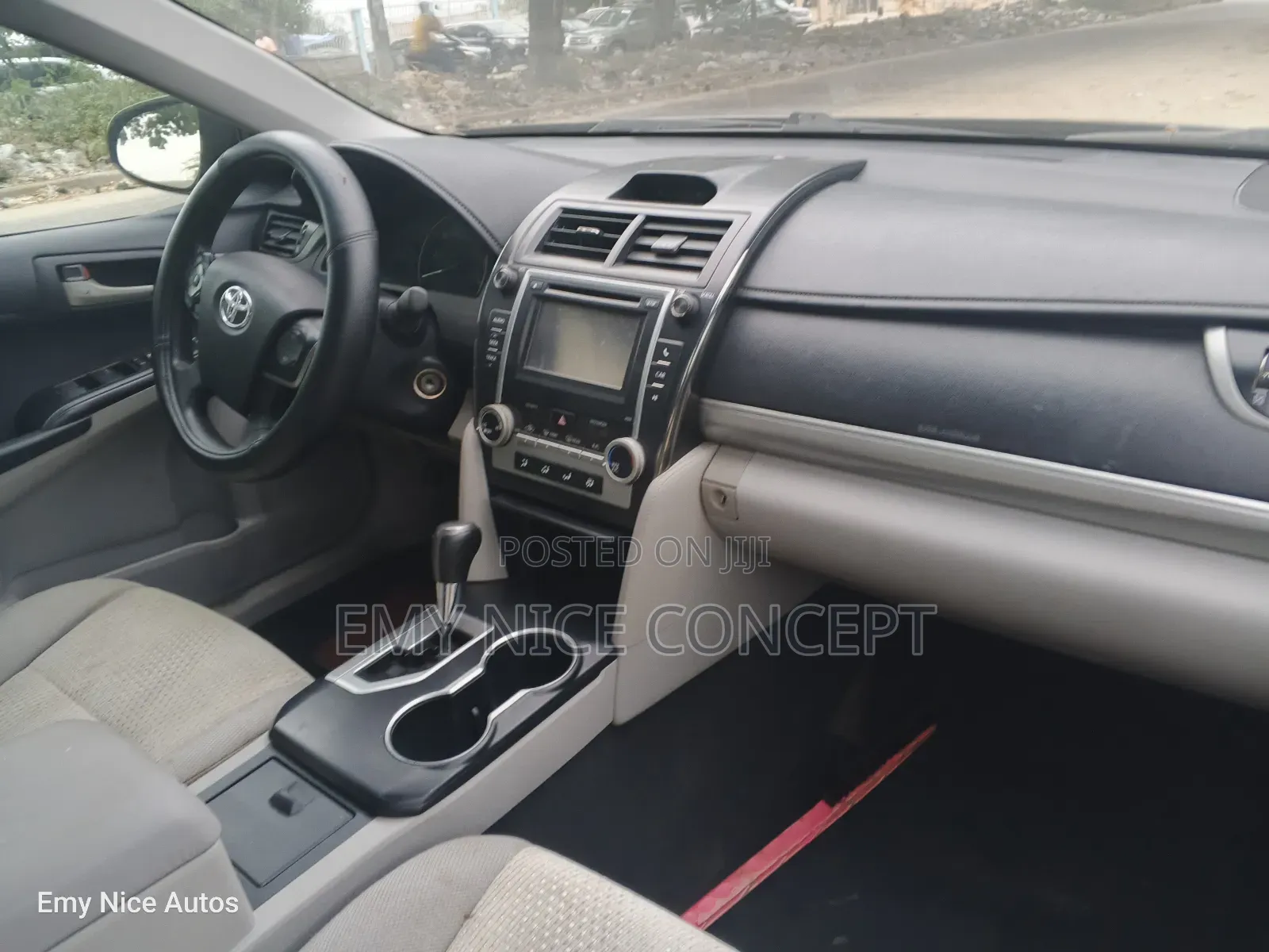 Toyota Camry LE 4dr Sedan (2.5L 4cyl 6A) 2012 Black