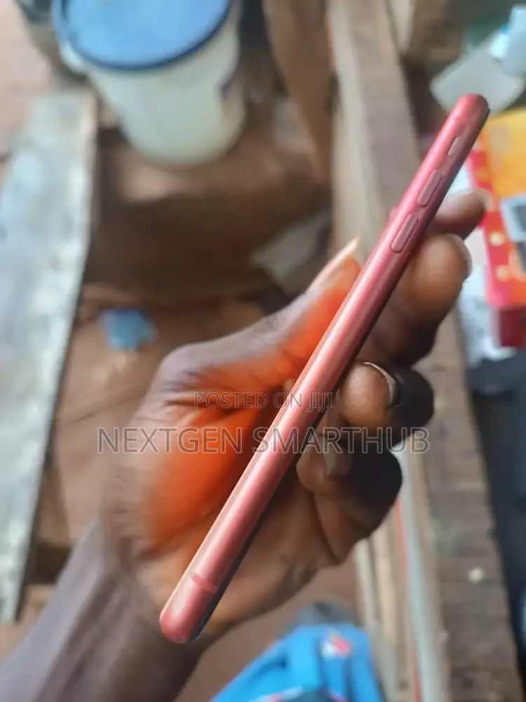 Apple iPhone XR 128 GB Orange