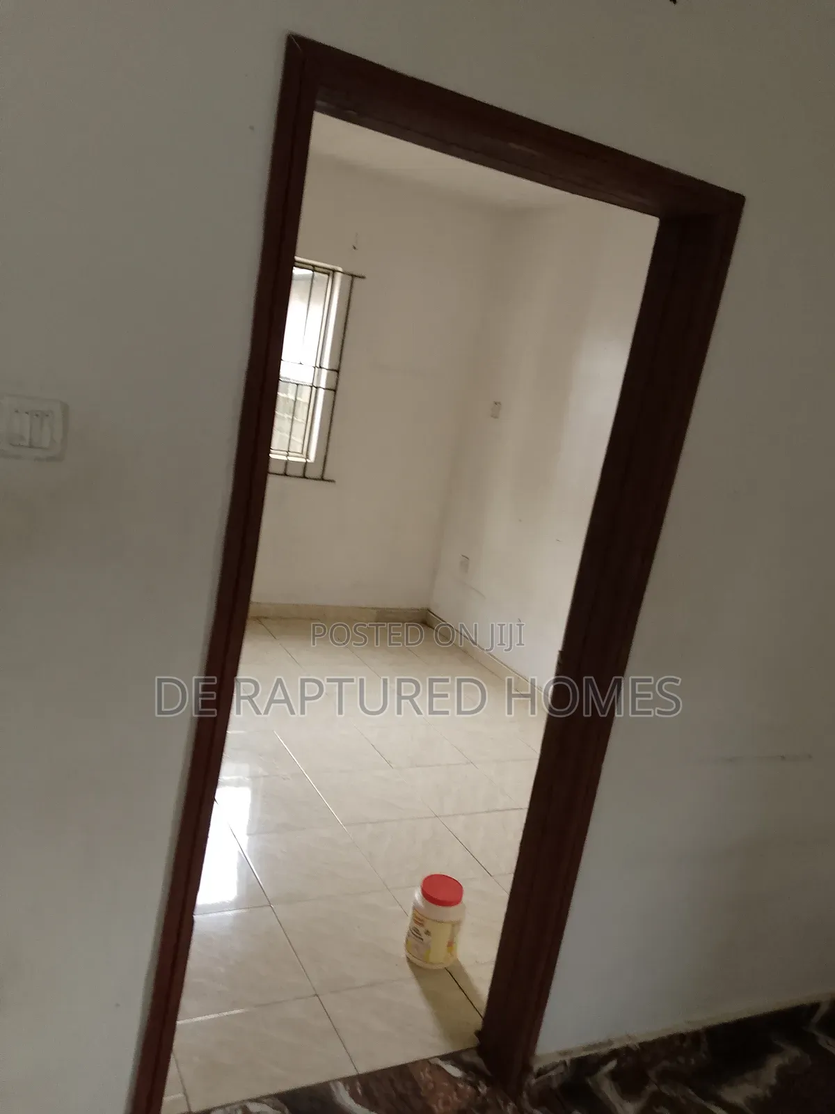 Mini Flat in Abiola Farm Estate for rent