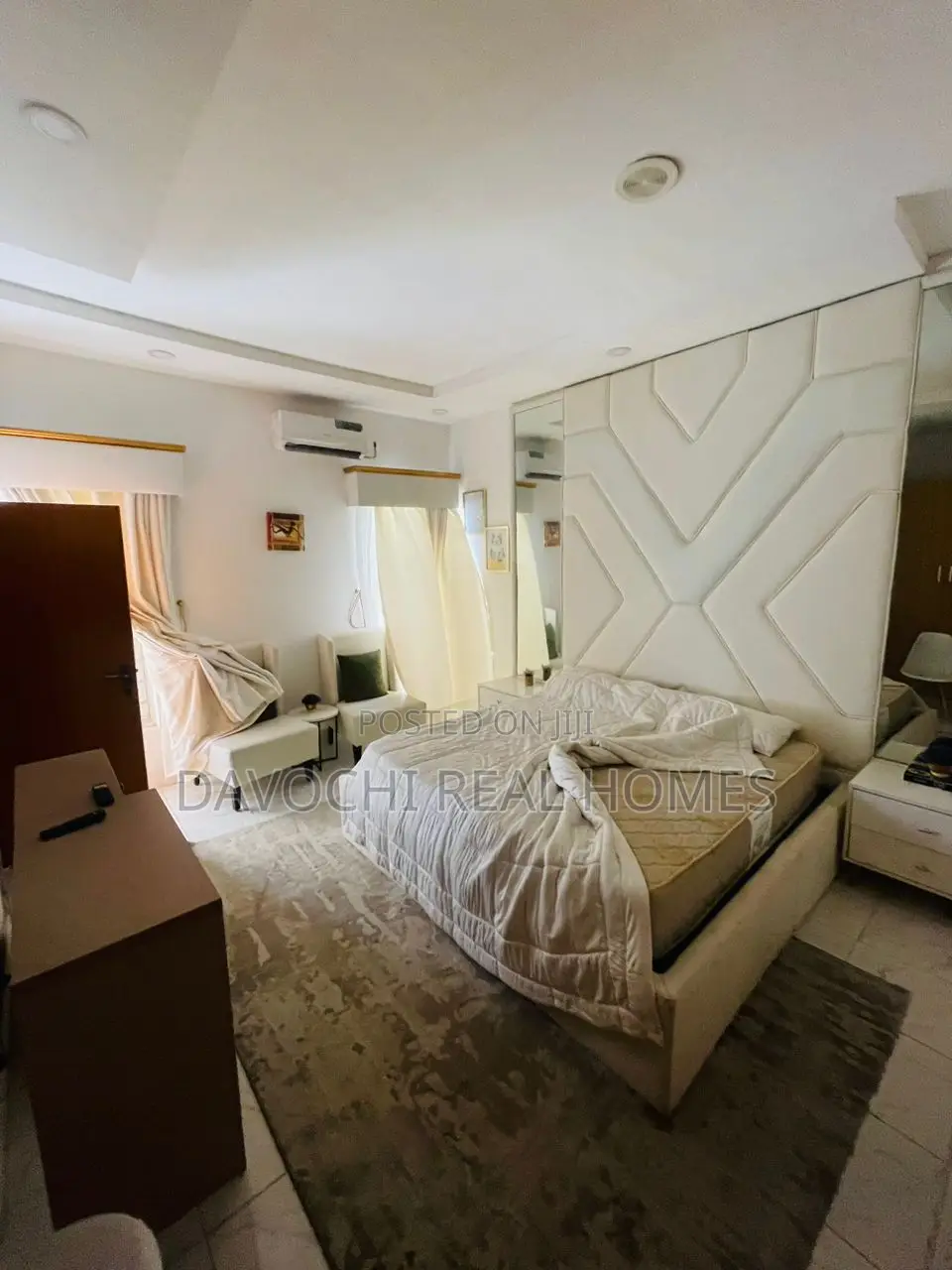 3bdrm Duplex in Ikota Villa for rent