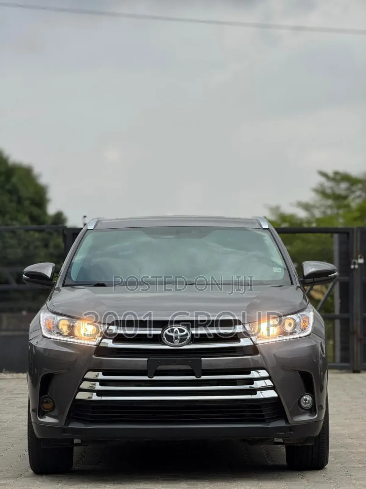 Toyota Highlander XLE V6 4x4 (3.5L 6cyl 6A) 2016 Gray