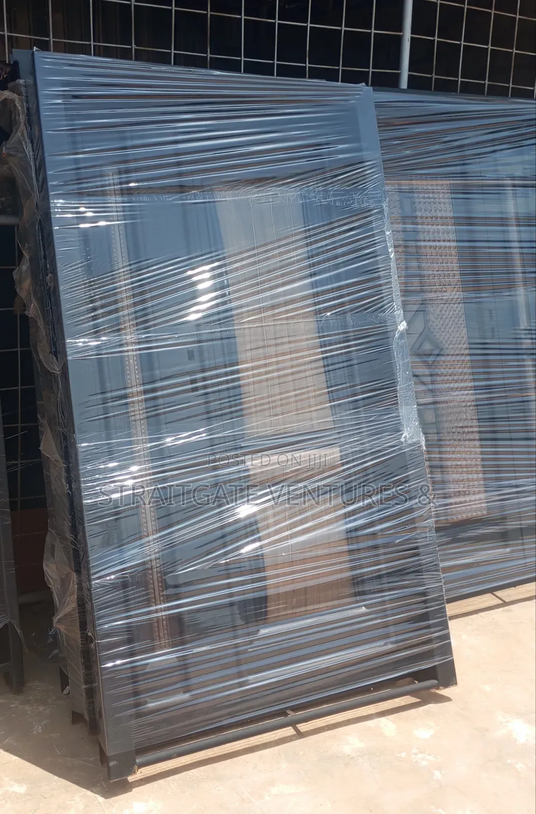Broad-band Main Doors (Strong)