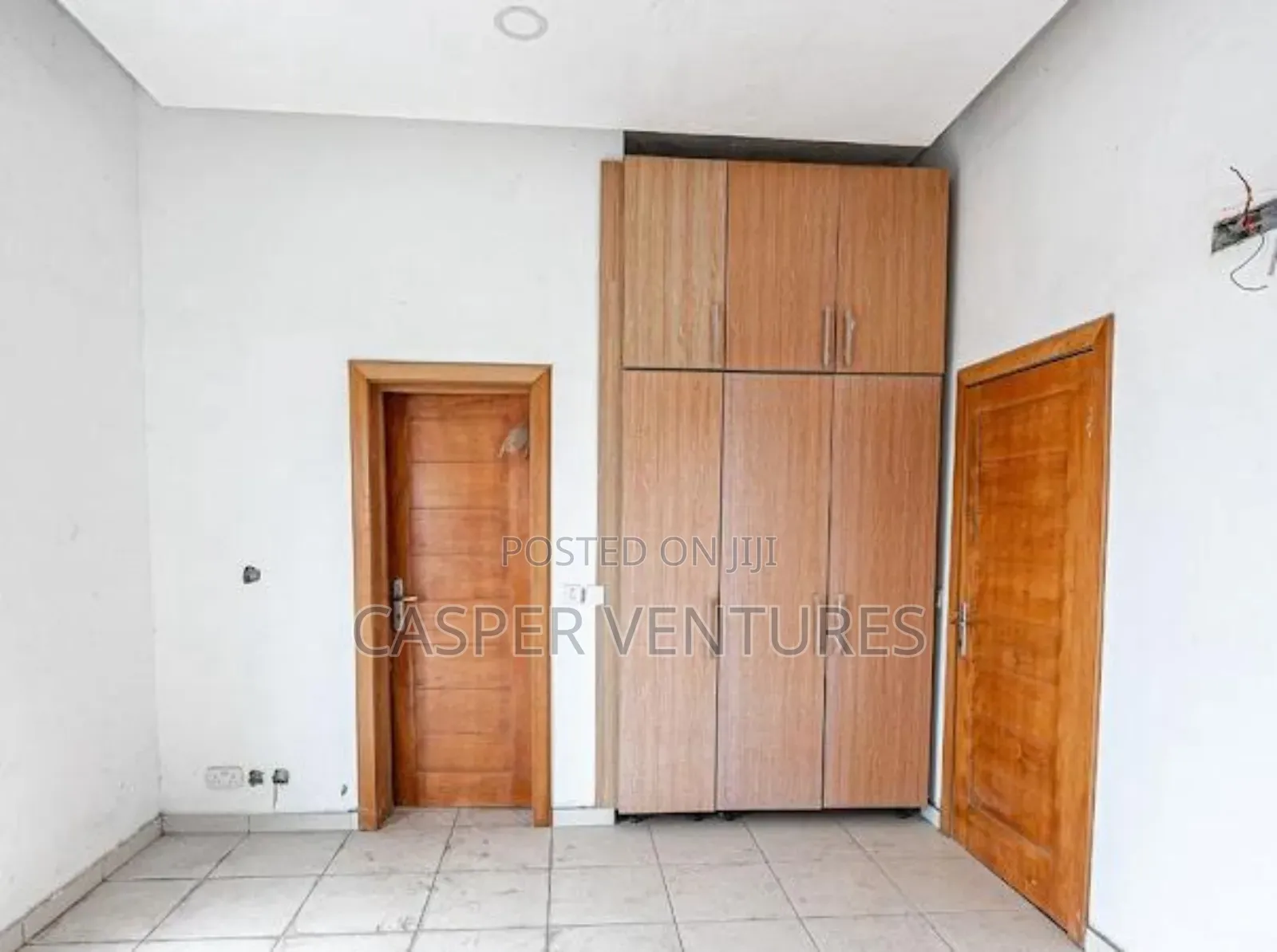 4bdrm Penthouse in Elegushi, Ikate for sale