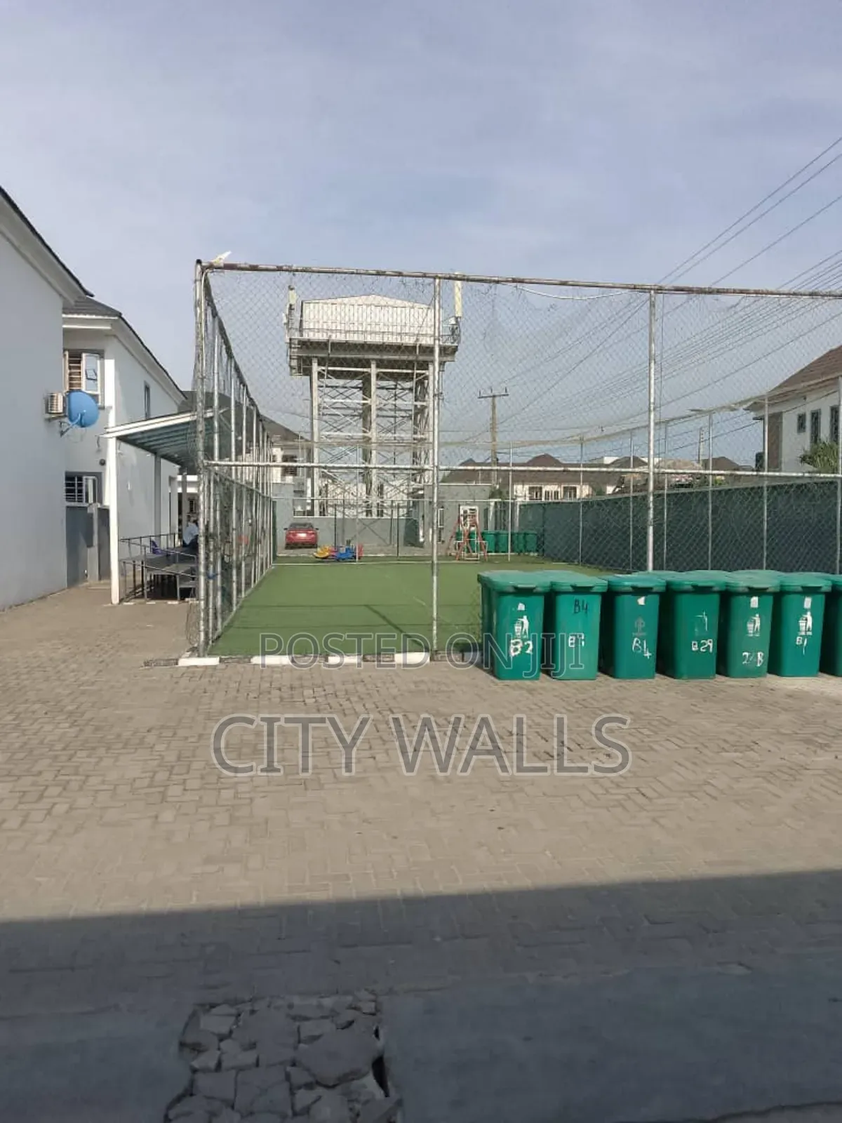 4bdrm Townhouse / Terrace in Victoria Bay, Chevron for rent