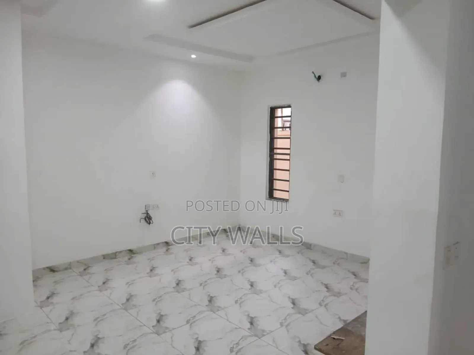 4bdrm Townhouse / Terrace in Victoria Bay, Chevron for rent