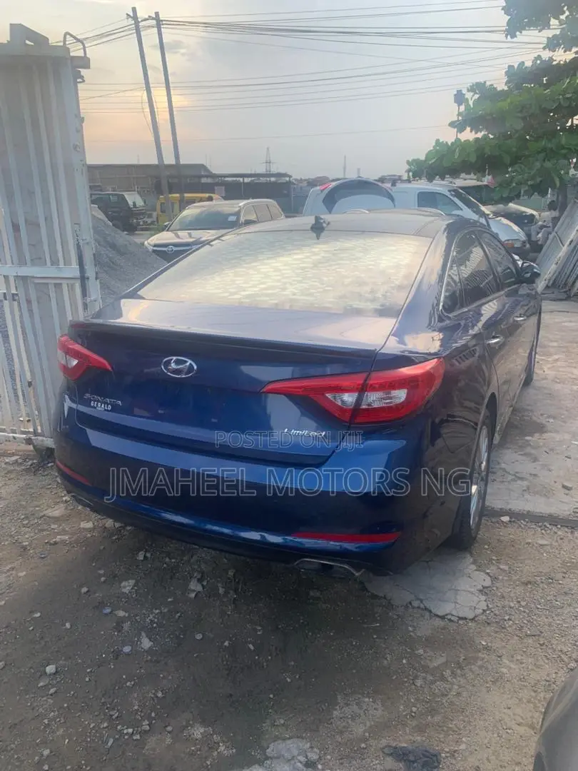 Hyundai Sonata Limited 4dr Sedan (2.4L 4cyl 6A) 2015 Blue