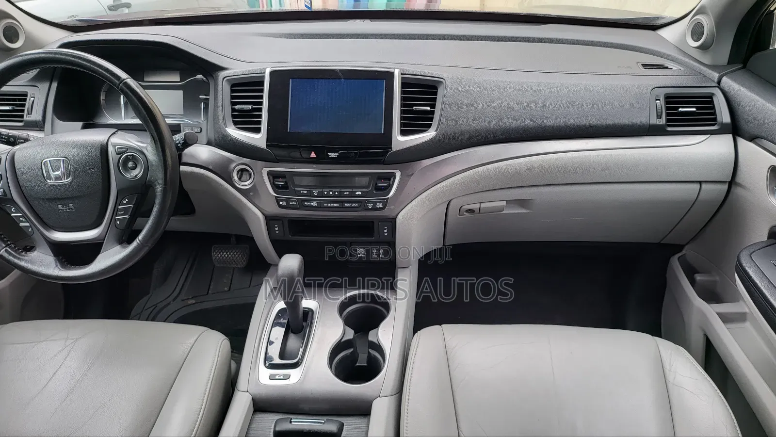 Honda Pilot Touring 4dr SUV (3.5L 6cyl 9A) 2016 Gray