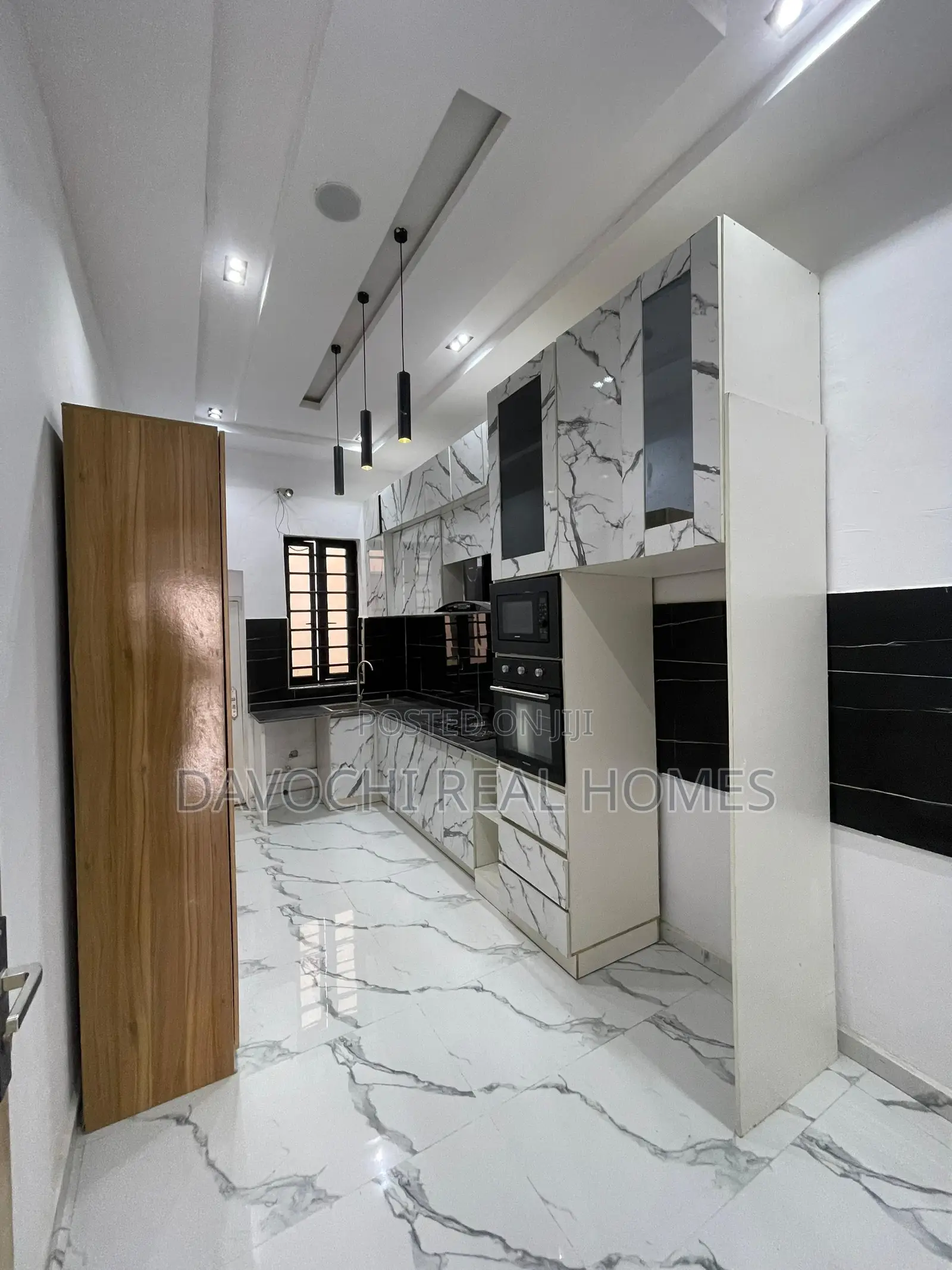 4bdrm Duplex in Ajah for sale