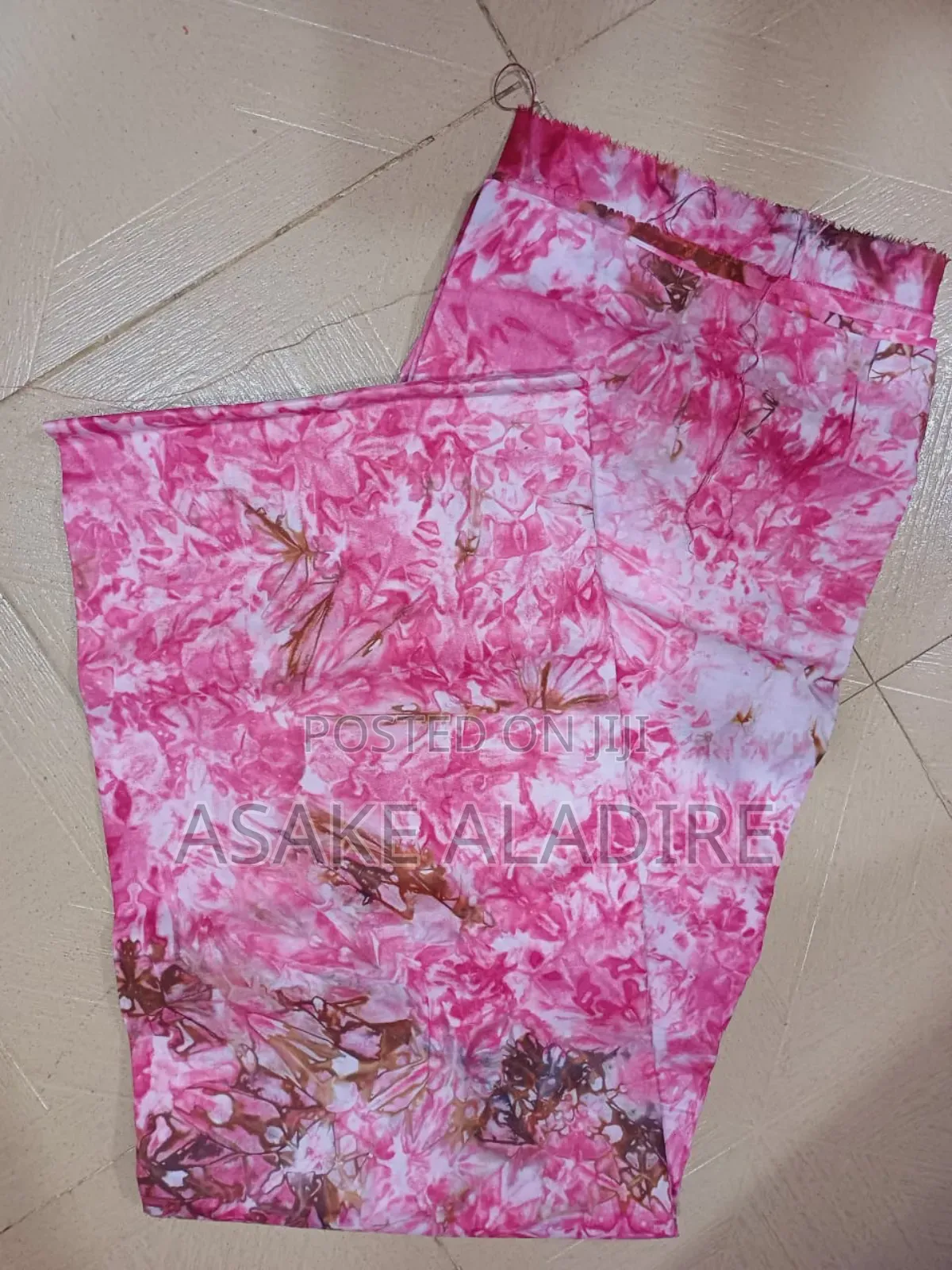 Tie Dye Crack