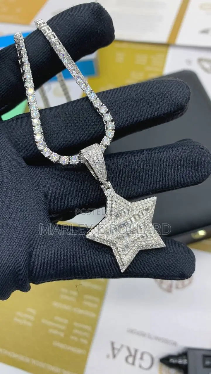 Quality Moissanite Diamond Star Style Necklaces