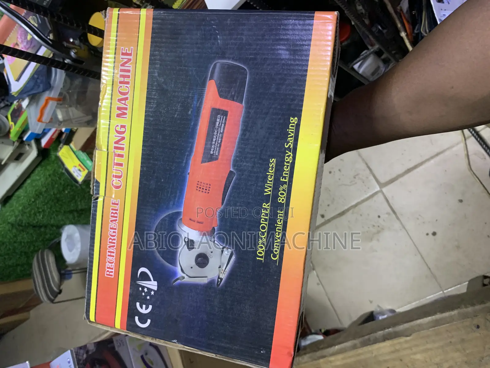 Rechargeable Round Cutting Machine – Wireless Fabric Cutter