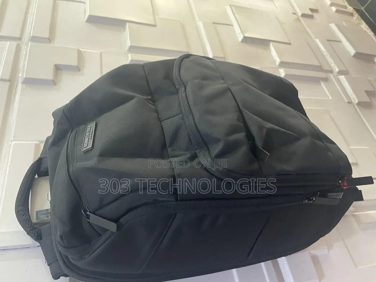 Kenneth Cole Bag