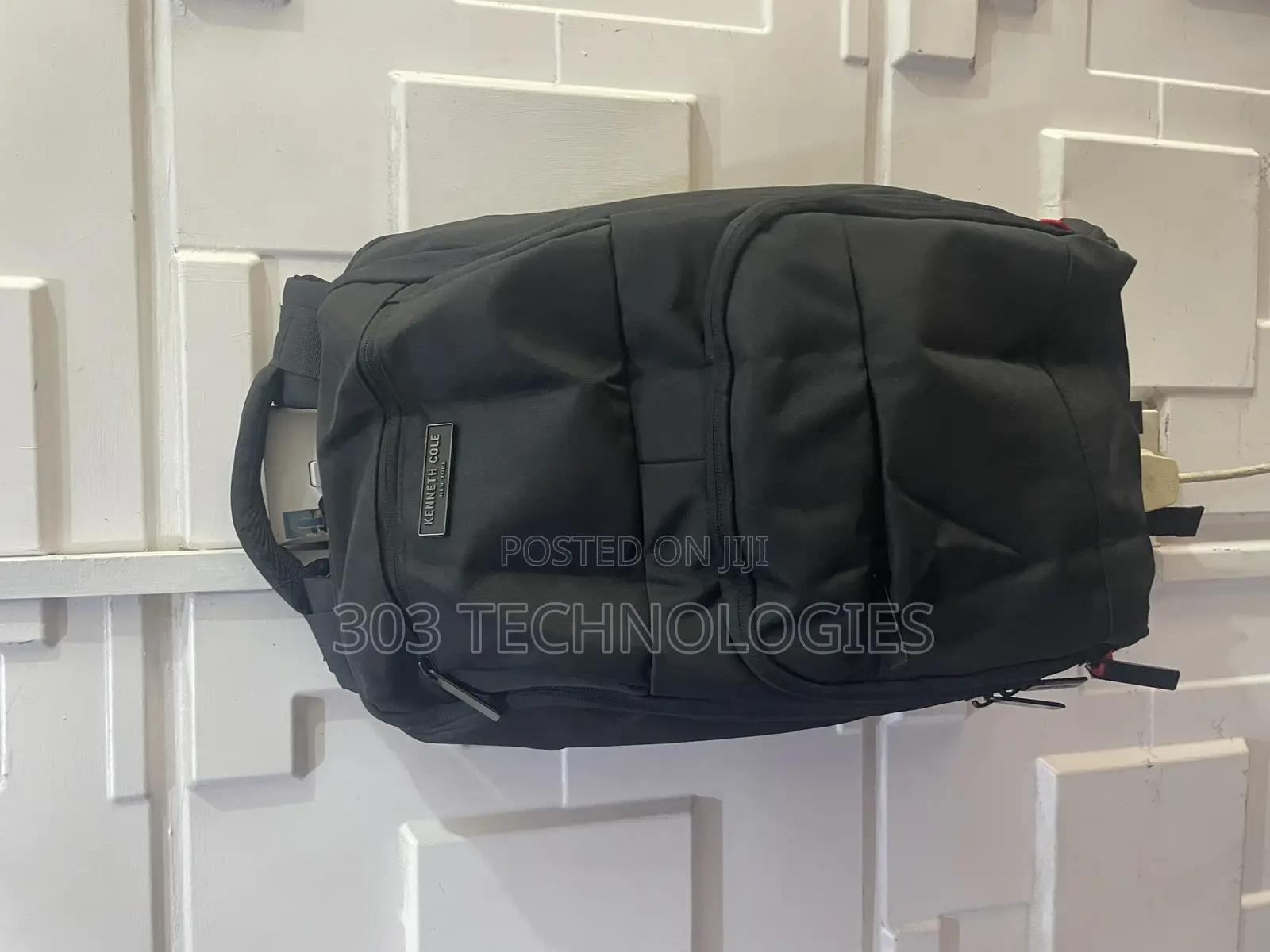 Kenneth Cole Bag