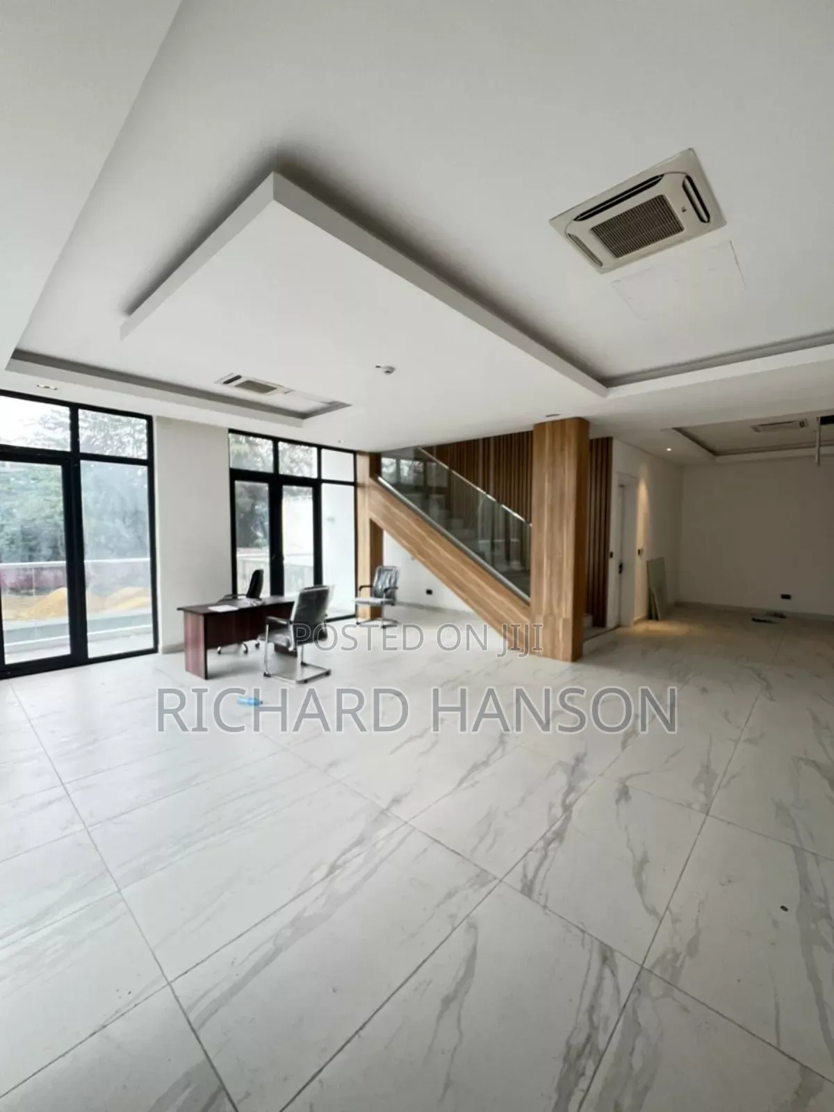 4bdrm Maisonette in Inside Banana Island for sale