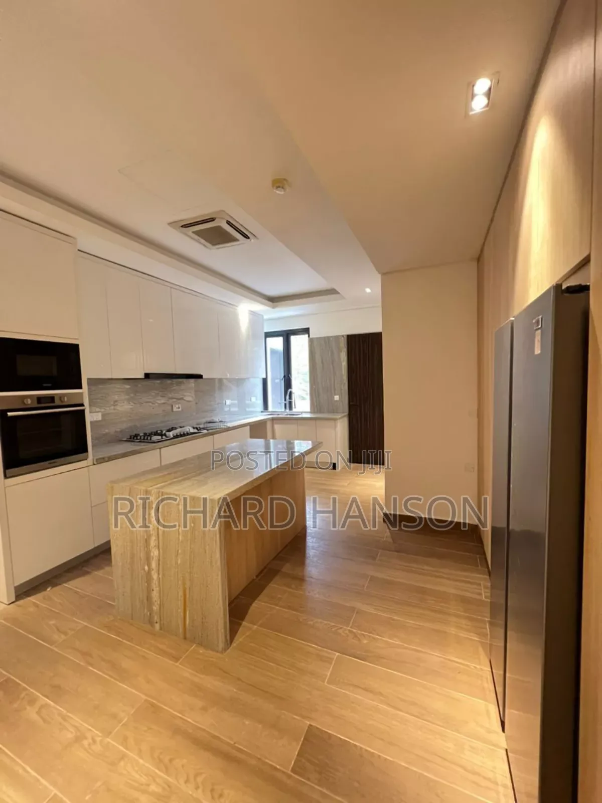 4bdrm Maisonette in Inside Banana Island for sale