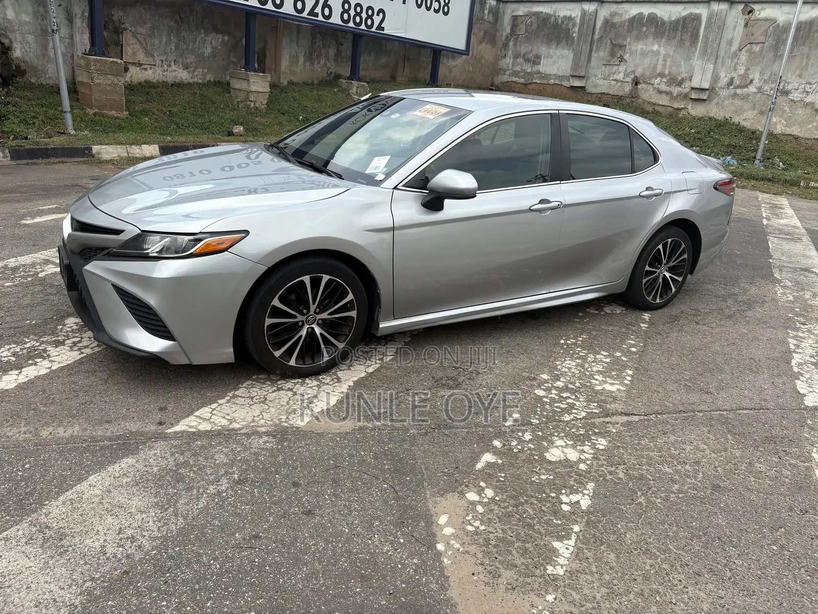 Toyota Camry SE FWD (2.5L 4cyl 8AM) 2018 Silver