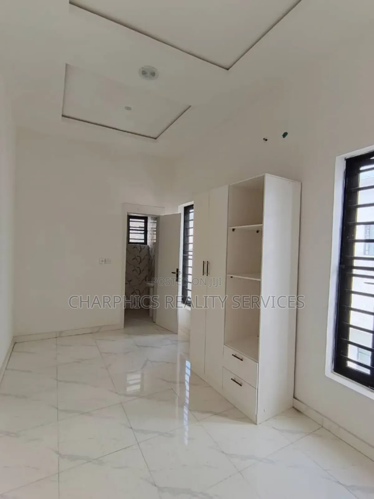 4bdrm Duplex in Ikota for rent