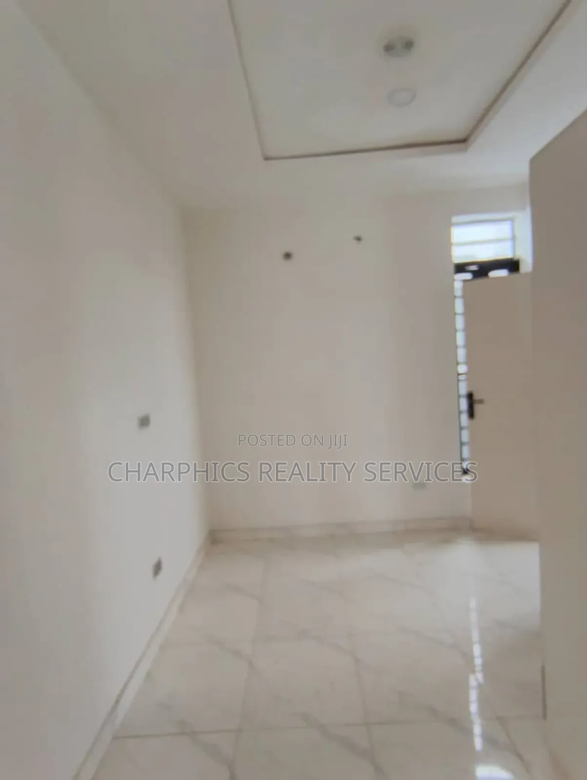 4bdrm Duplex in Ikota for rent