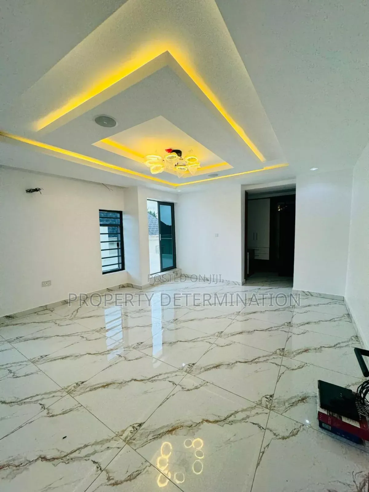 5bdrm Duplex in Omole Estate Phase 2 for sale