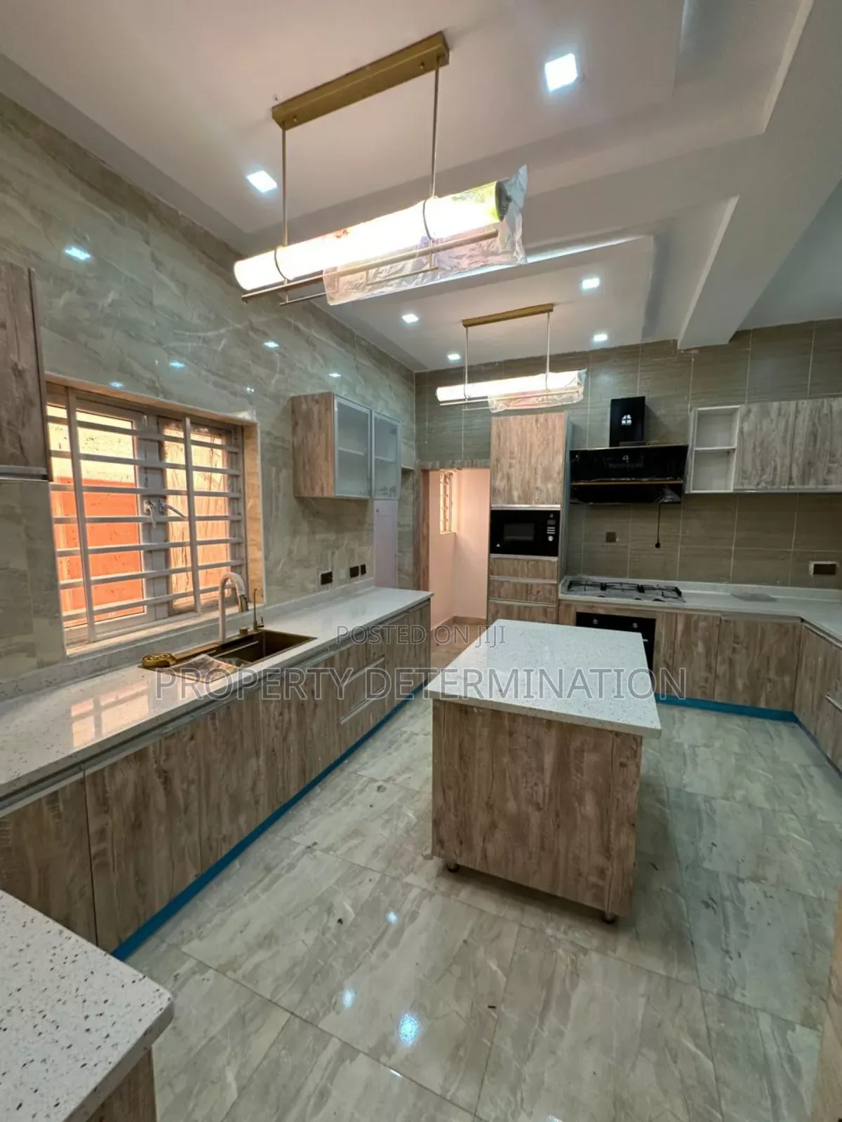 5bdrm Duplex in Omole Estate Phase 2 for sale