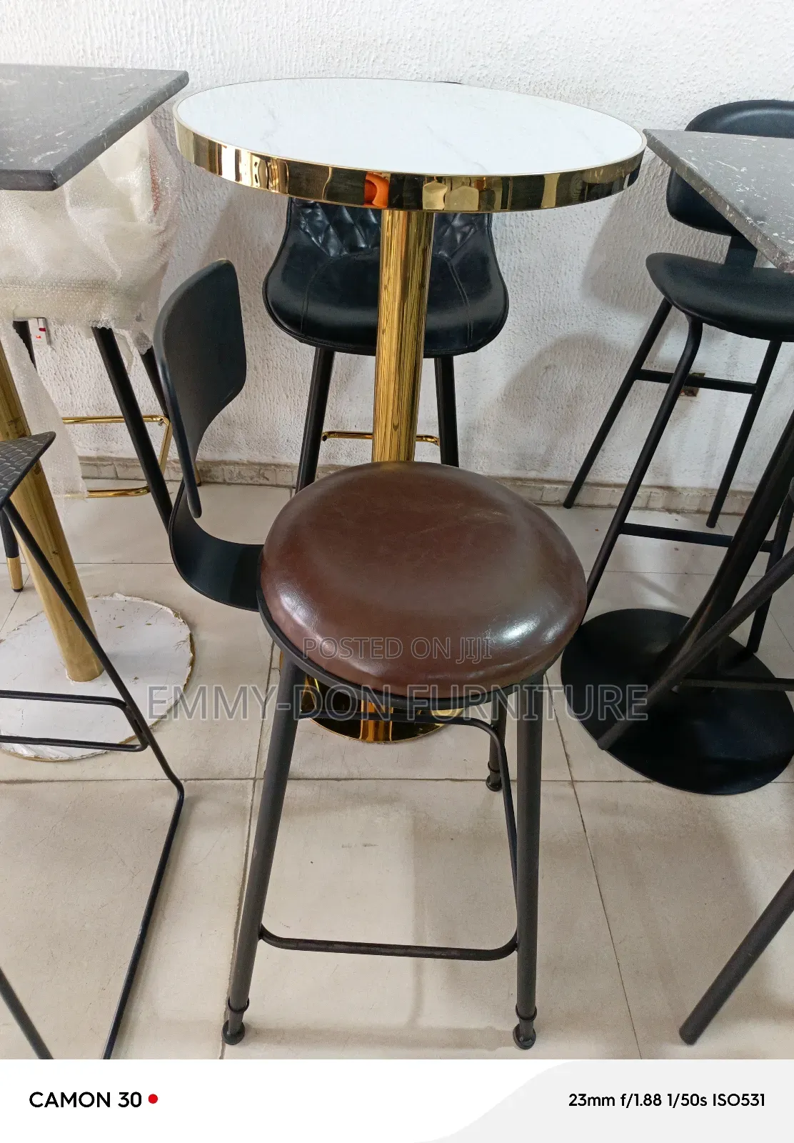 High Quality Executive Bar Table
