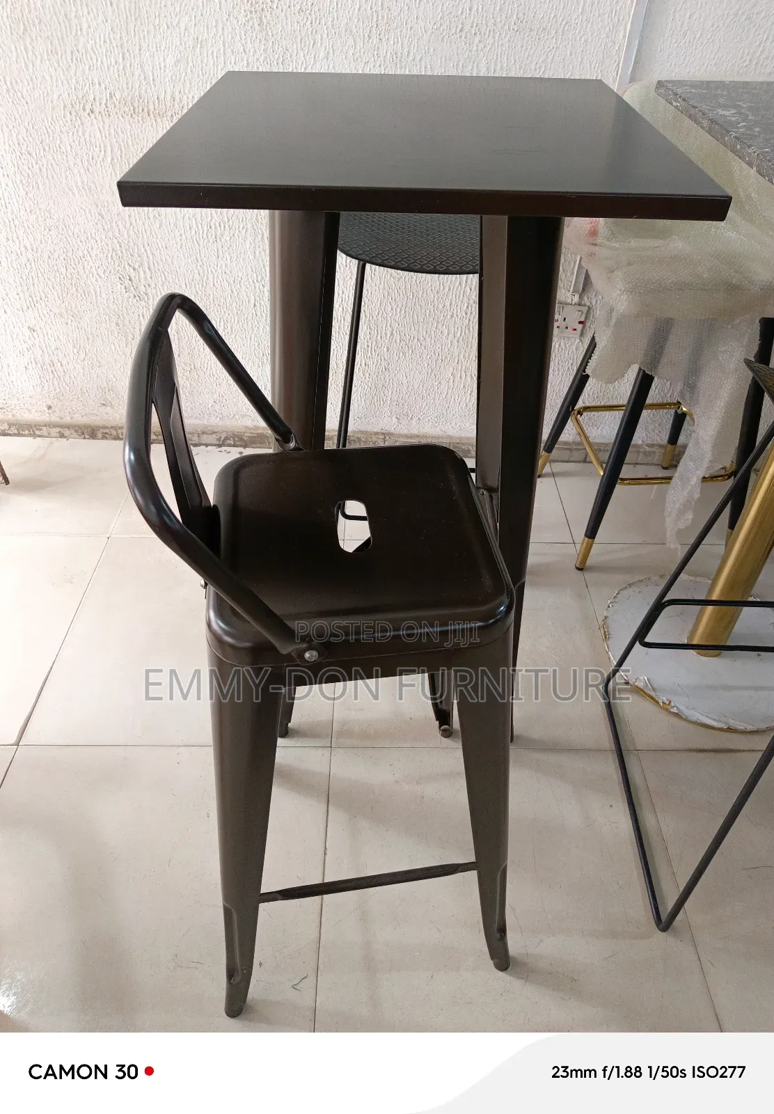 High Quality Executive Bar Table