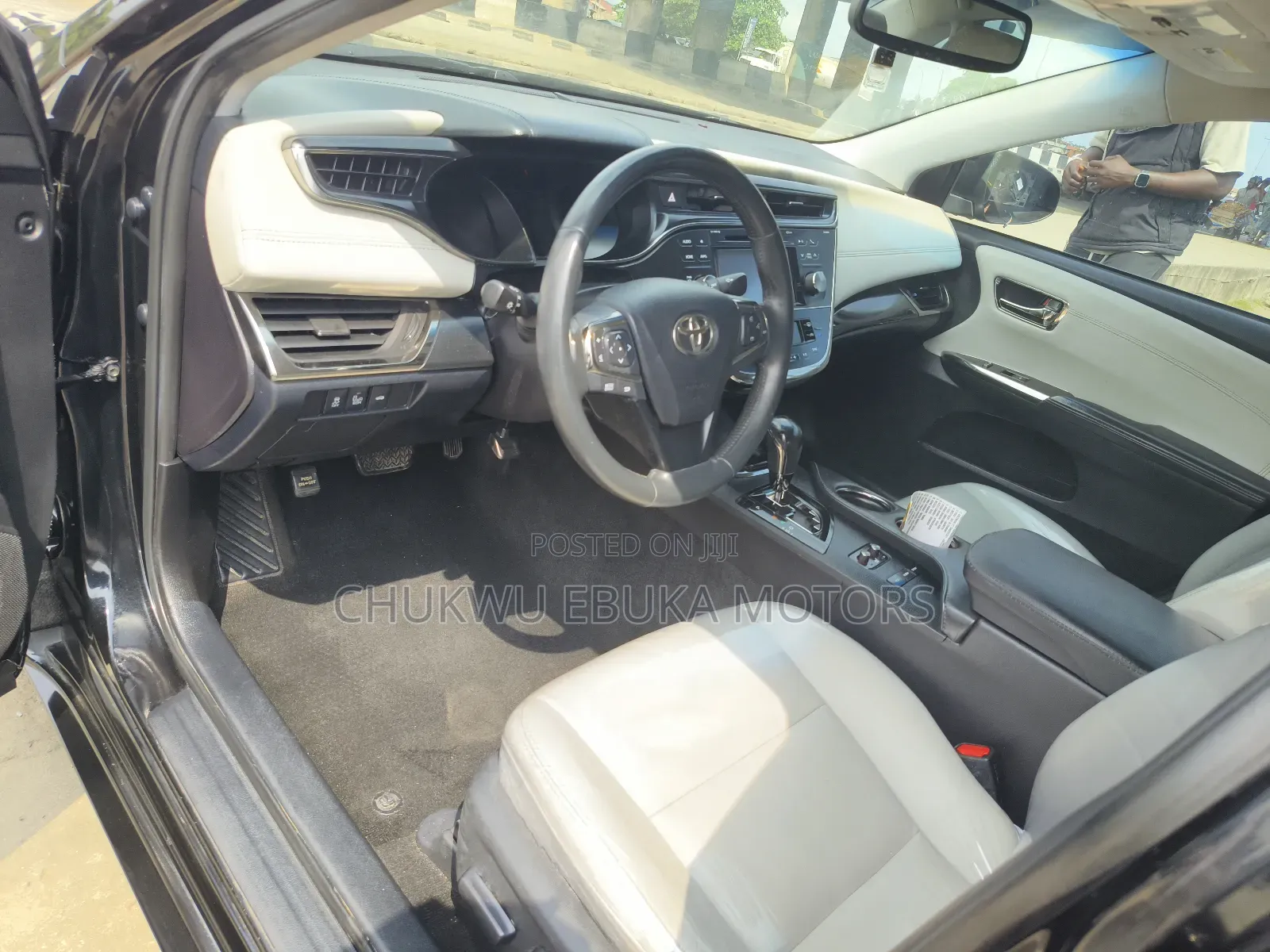 Toyota Avalon Limited FWD Sedan (3.6L 6cyl 6A) 2016 Black